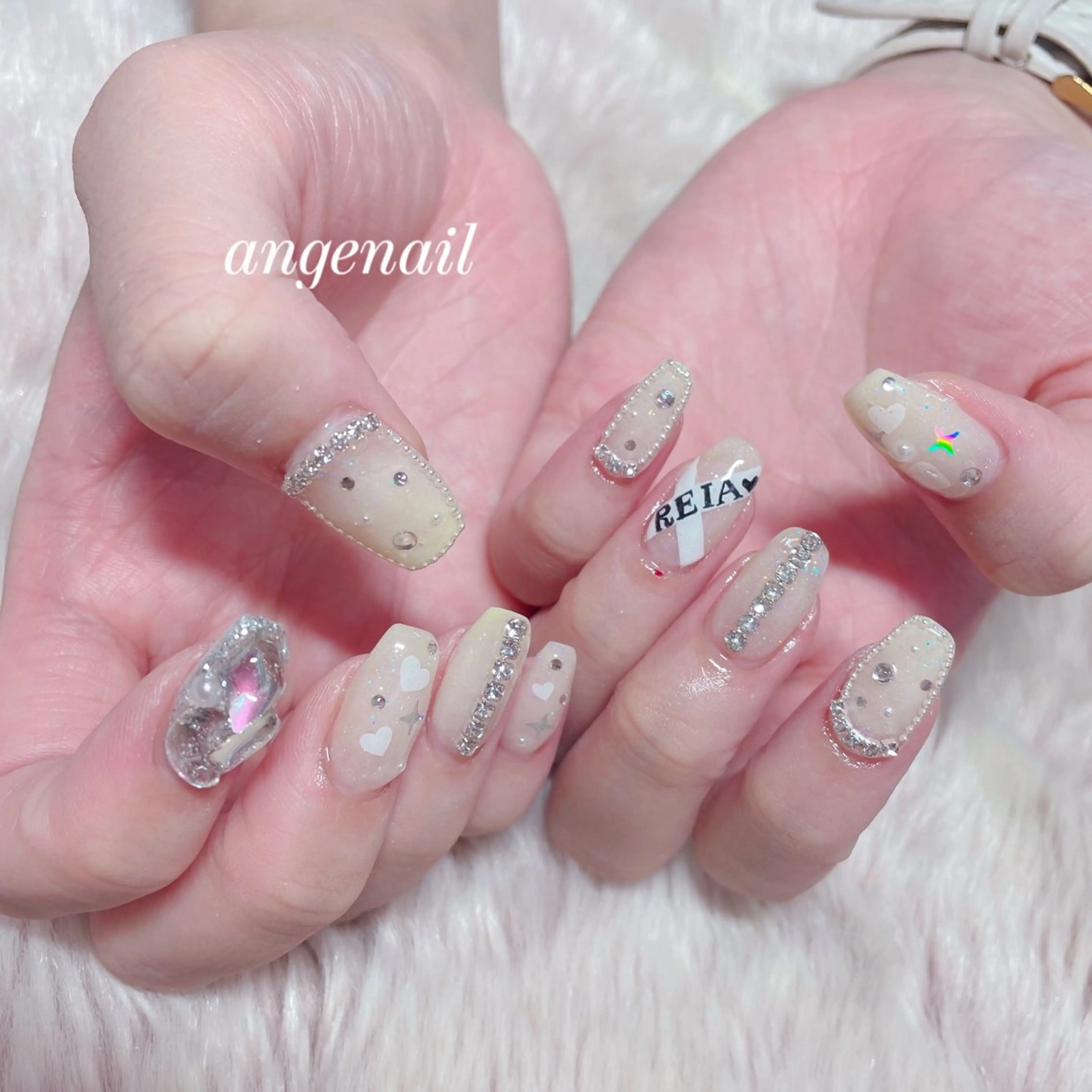 ネイル ハンドネイル オーナーネイリスト MAKIのネイルデザイン