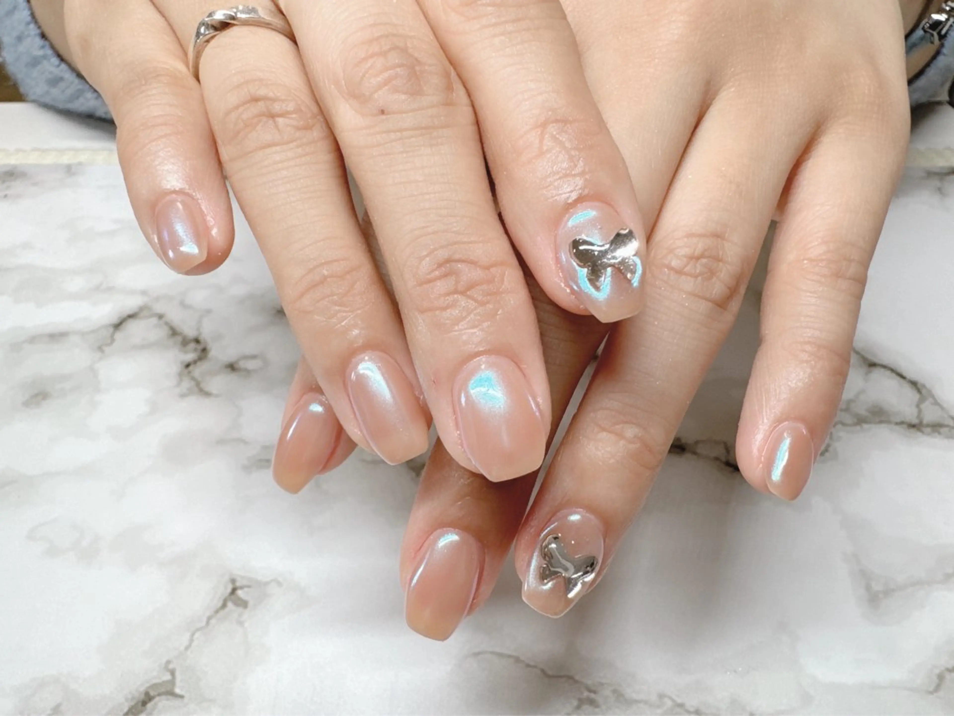 ミラーネイル🪞【オフ無し】の写真