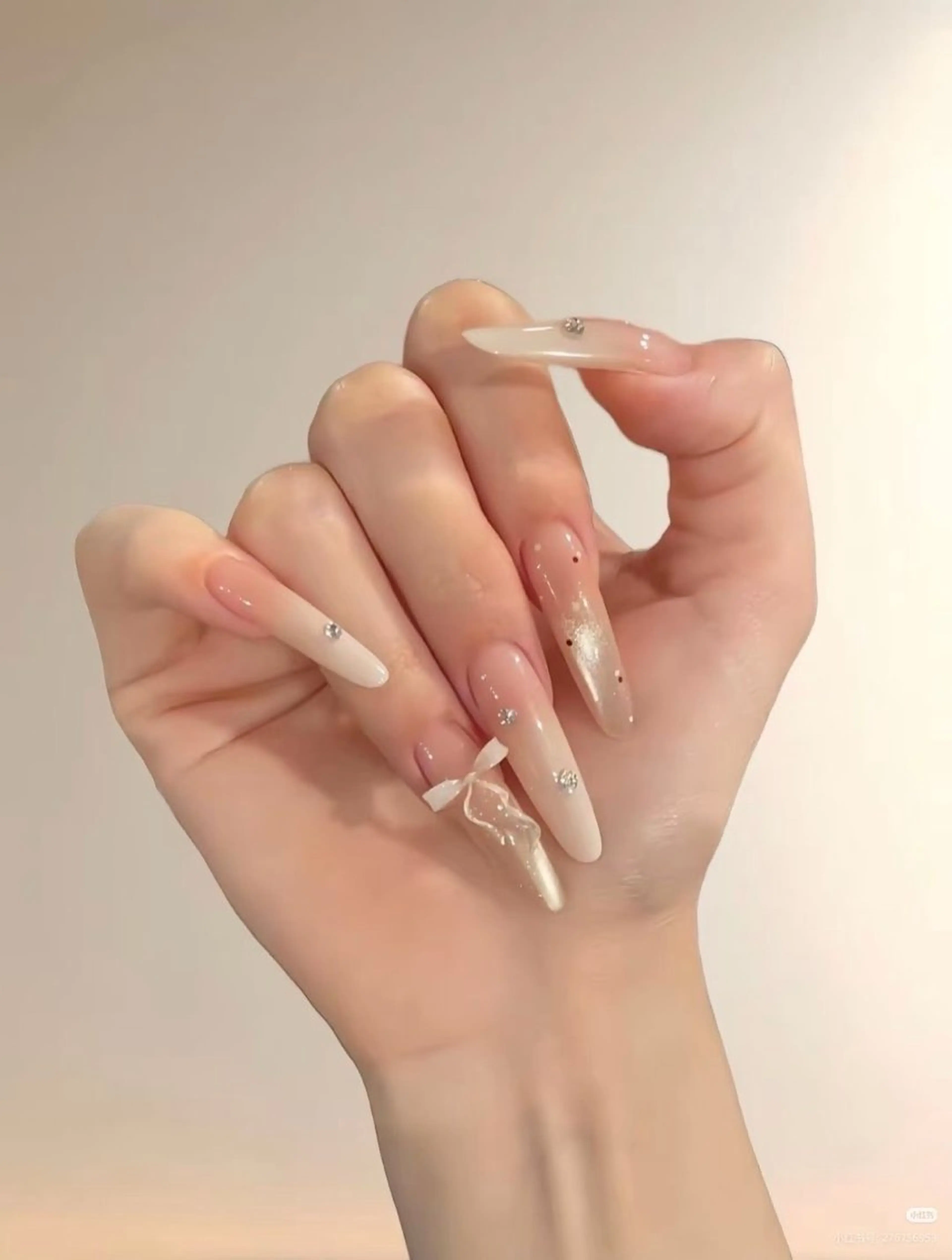 カラー グラデーションカラー ハンドネイル AIN Nailのネイルデザイン