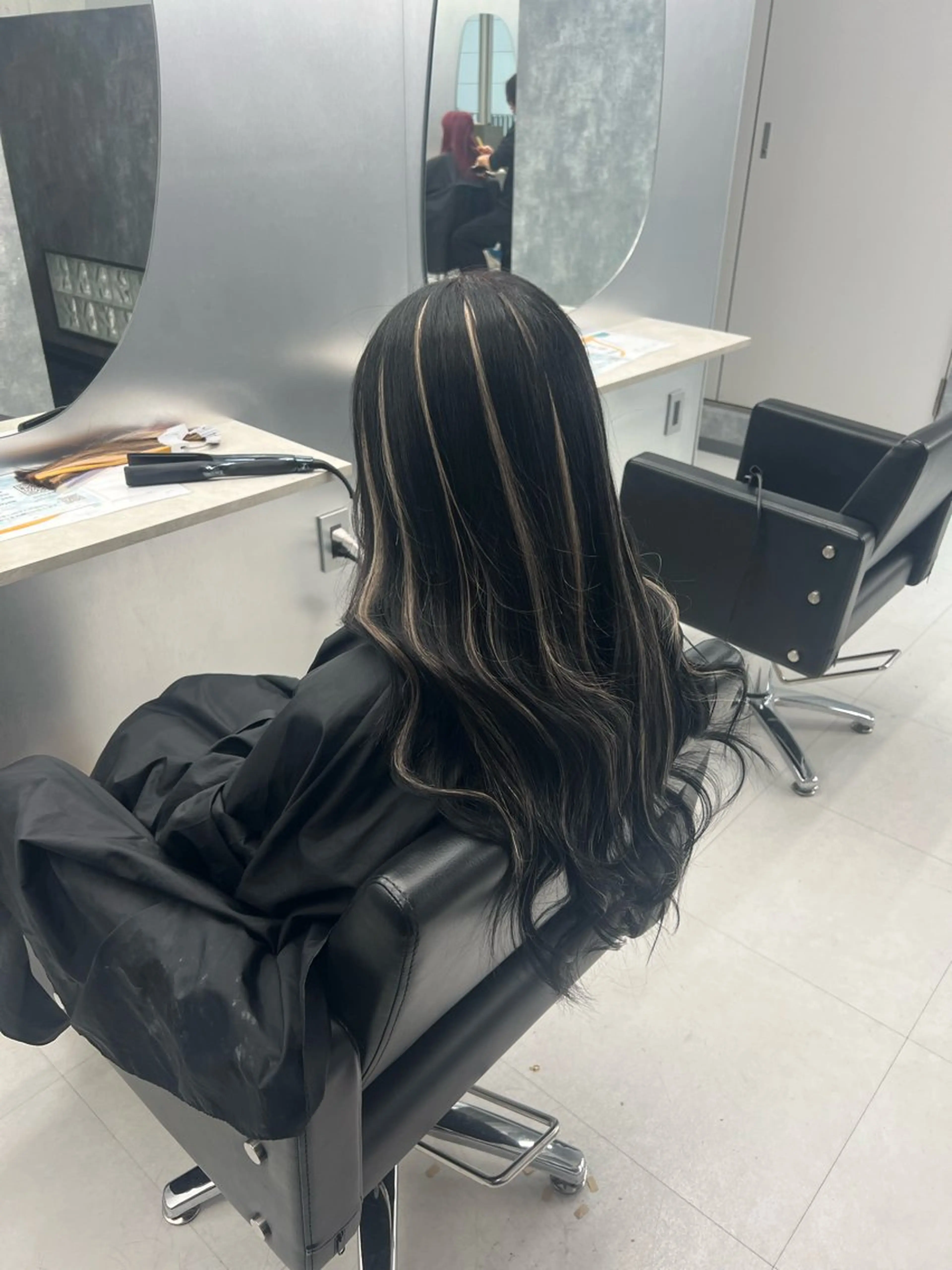 ロング カラー ヘアアレンジ カット ヘアカラー トリートメント エクステ ヘアセット 👑垢抜け韓国ヘア ハッシュカット唯澄のヘアスタイル