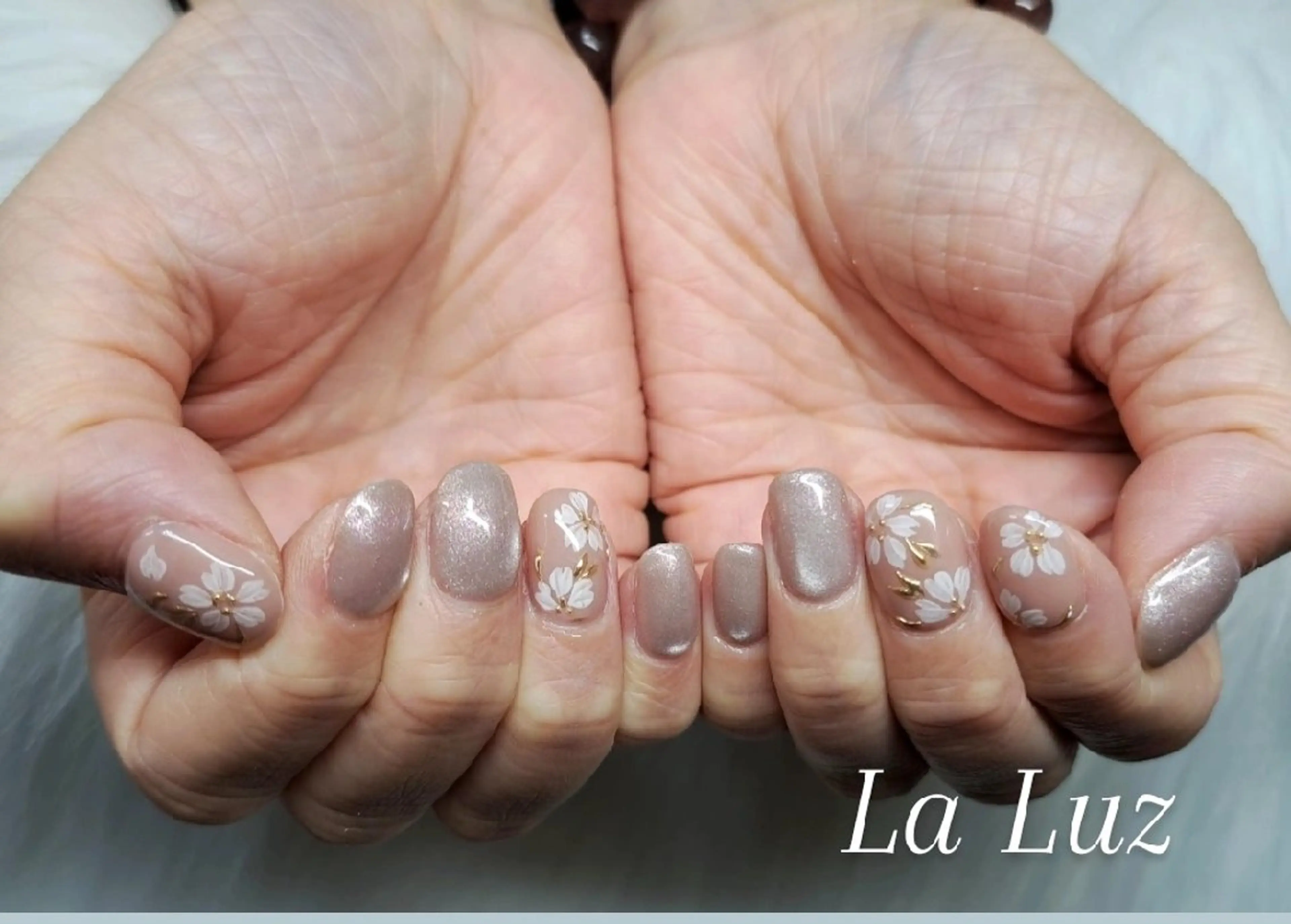 ネイル ジェルネイル ハンドネイル 小川 真里奈のネイルデザイン