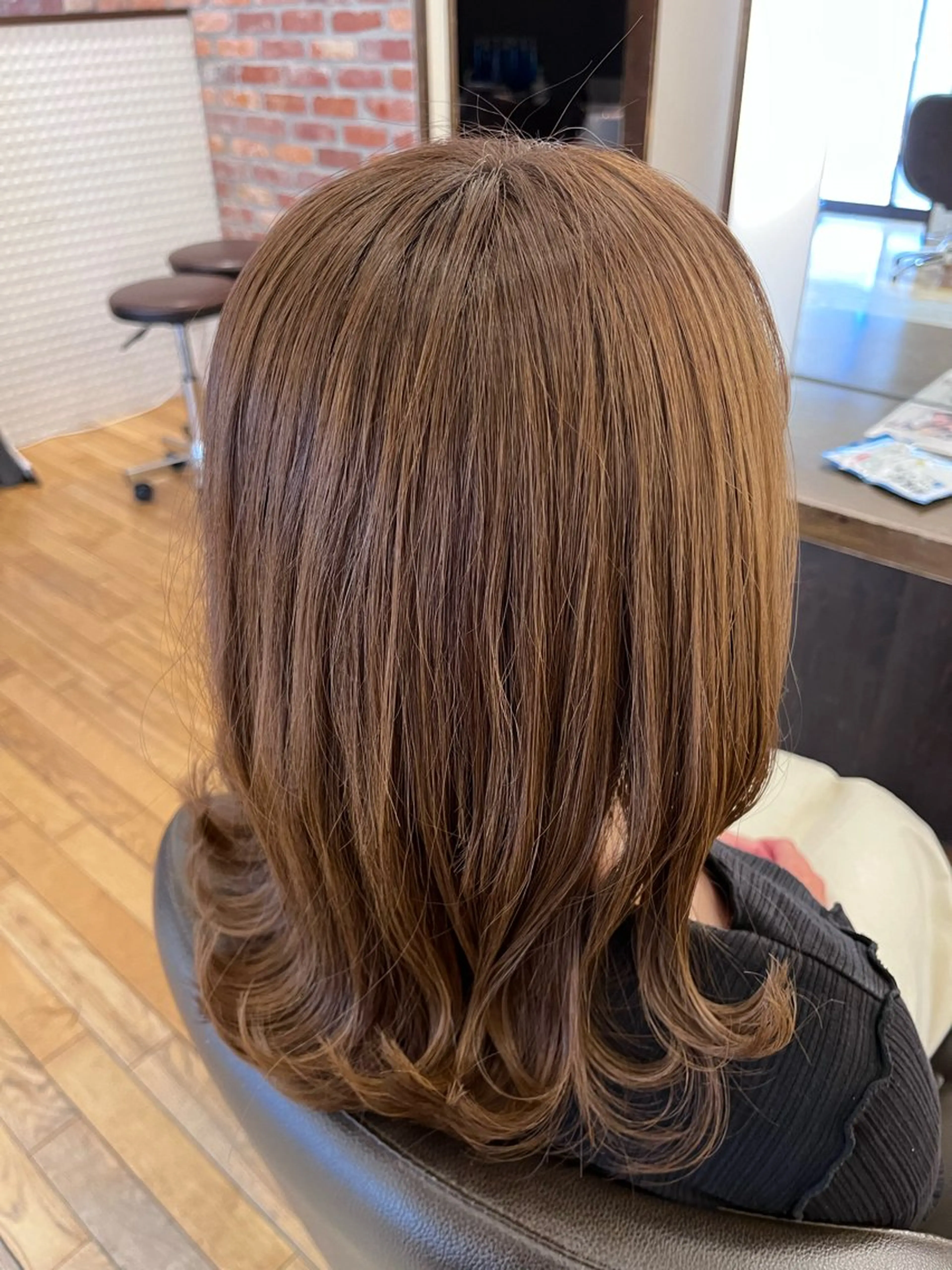 ミディアム カラー カット ヘアカラー トリートメント 透明感艶カラー/ 岡田澪香のヘアスタイル