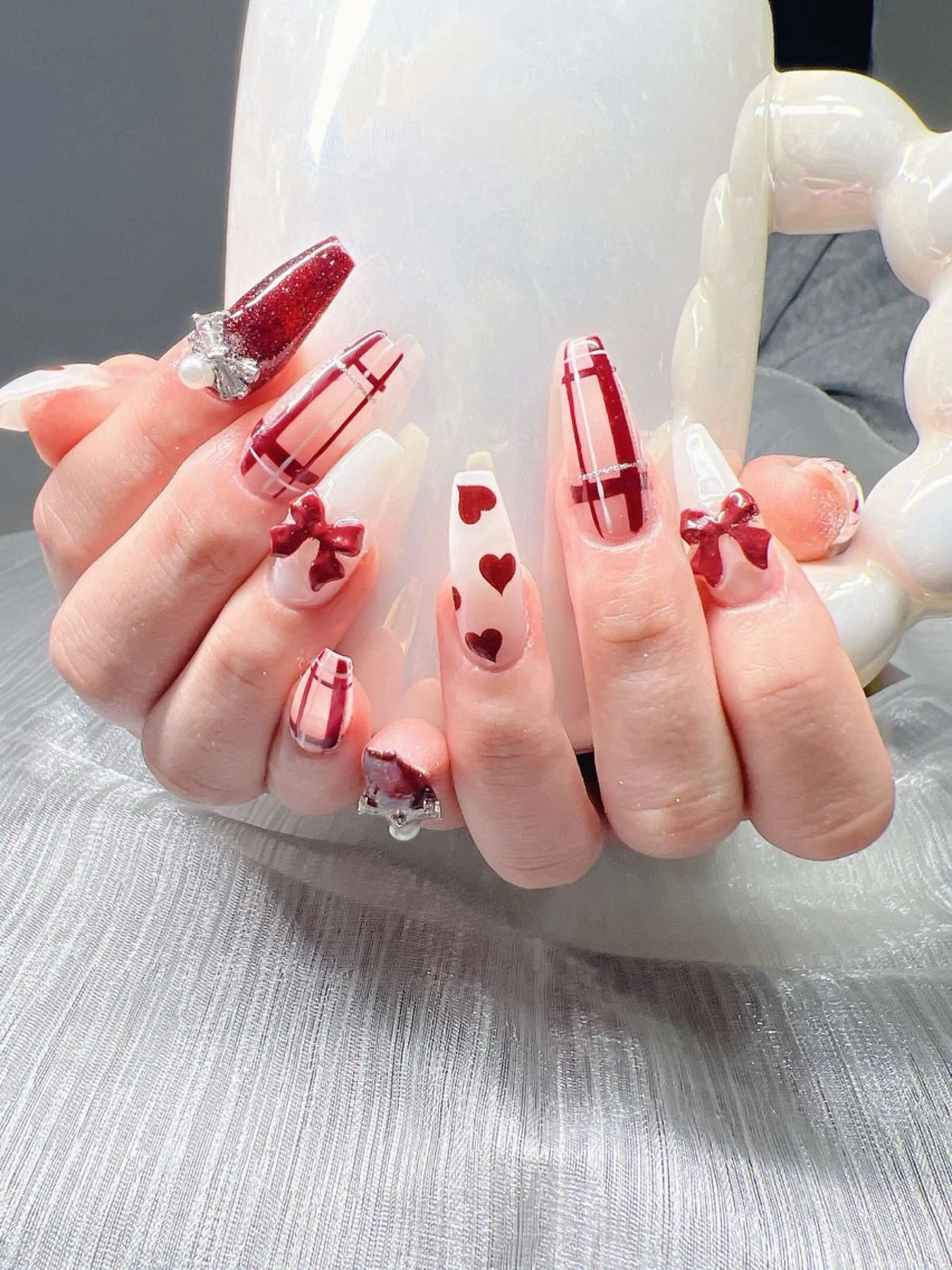 ネイル オーロラネイル チークネイル 長さ出し フットネイル フレンチネイル Lee Nails チップ長さだし専門店のネイルデザイン