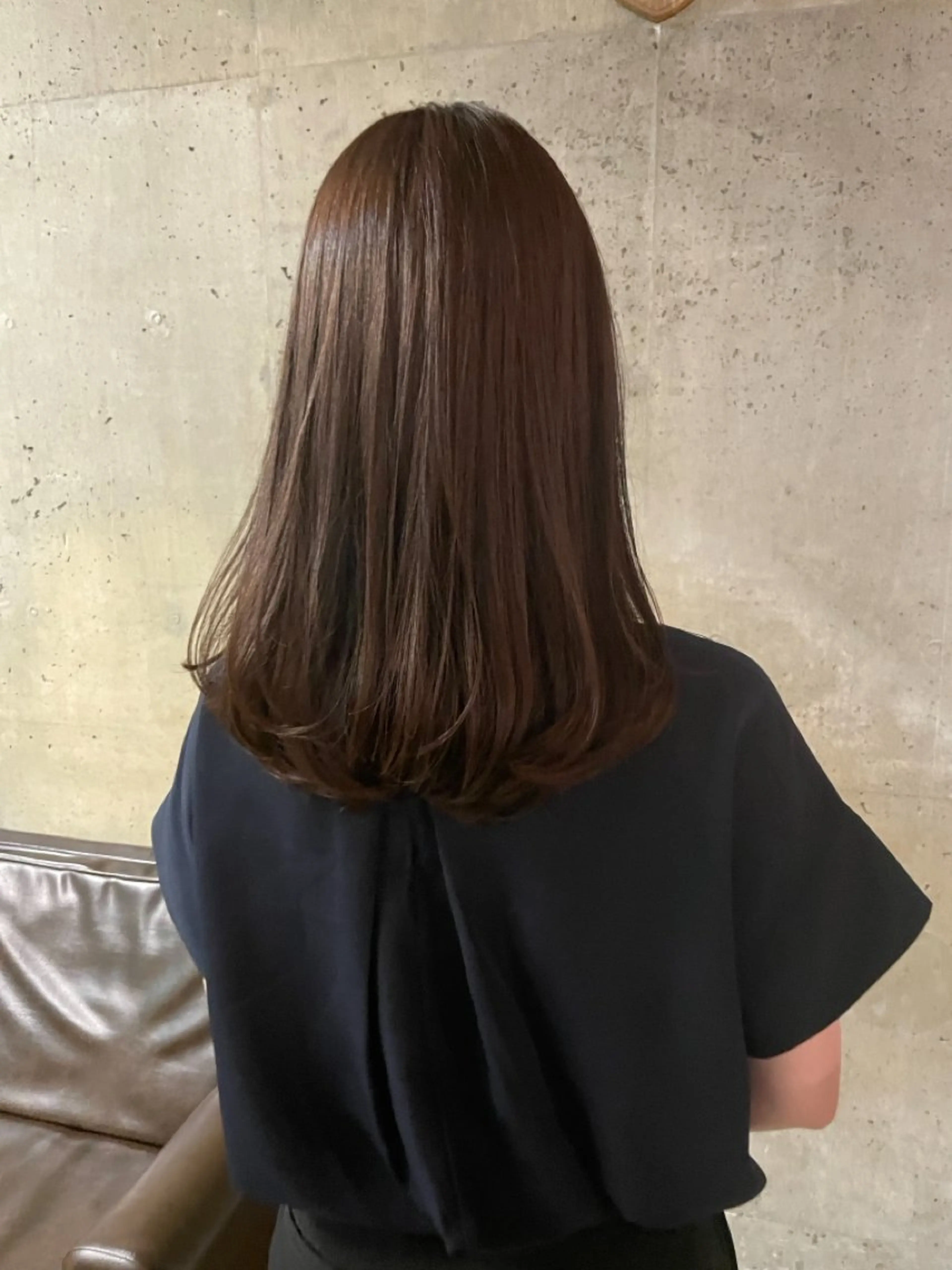 ロング KVELL ユナのヘアスタイル