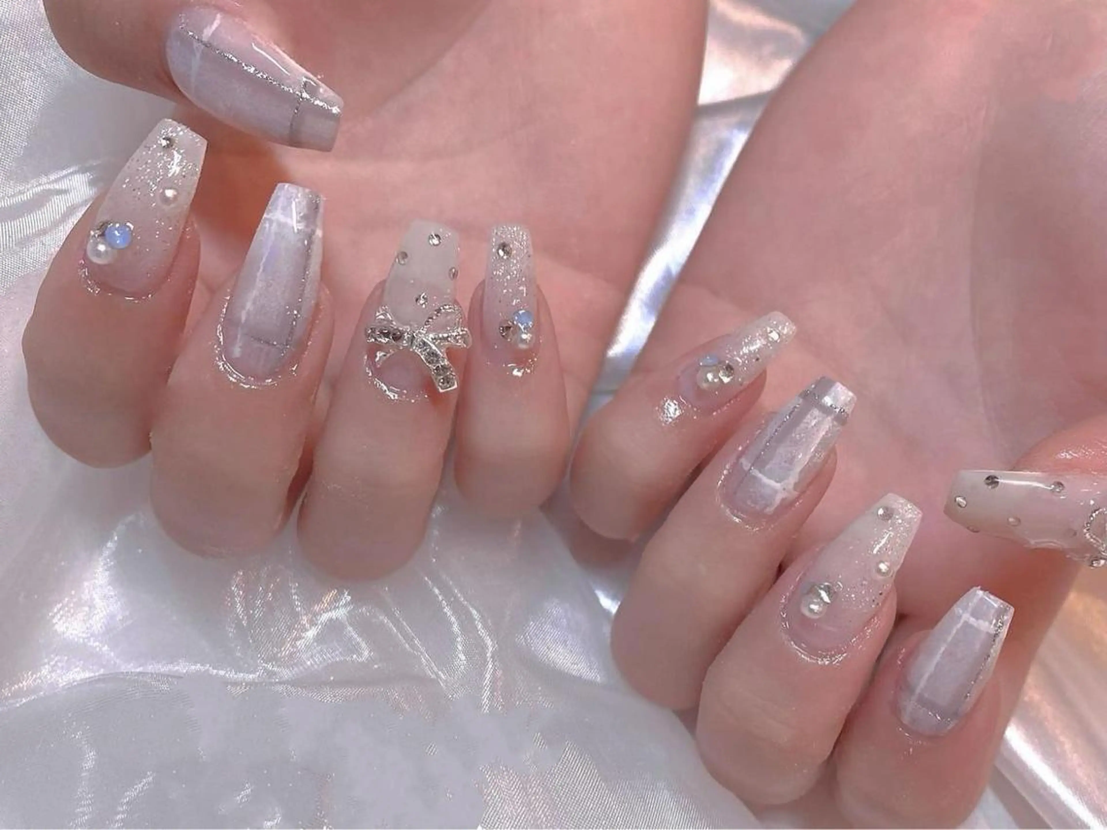 ネイル ハンドネイル VIVIAN リサのネイルデザイン