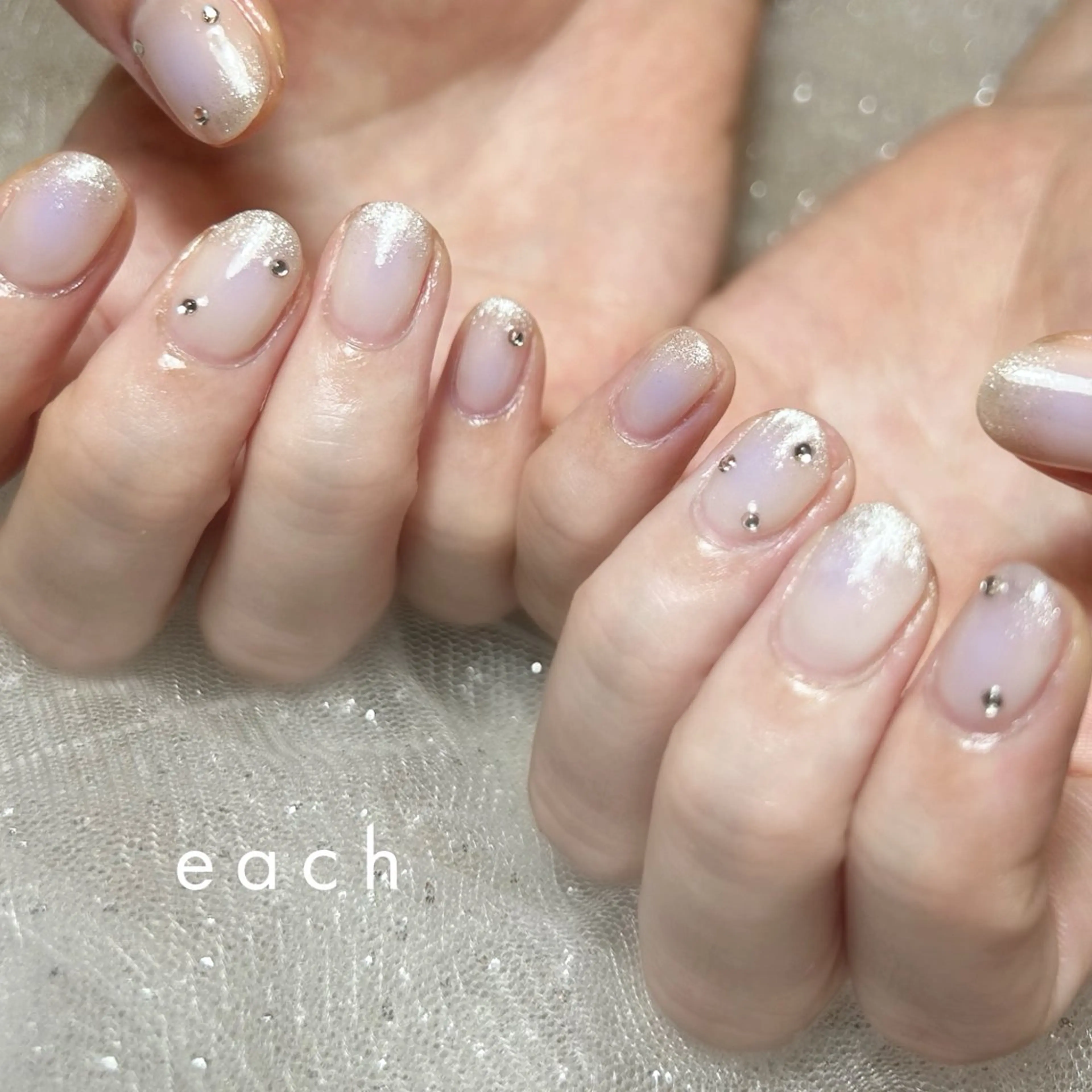 ネイル ブルー チークネイル filon nail所属・filon nail kanako🕊のネイルデザイン