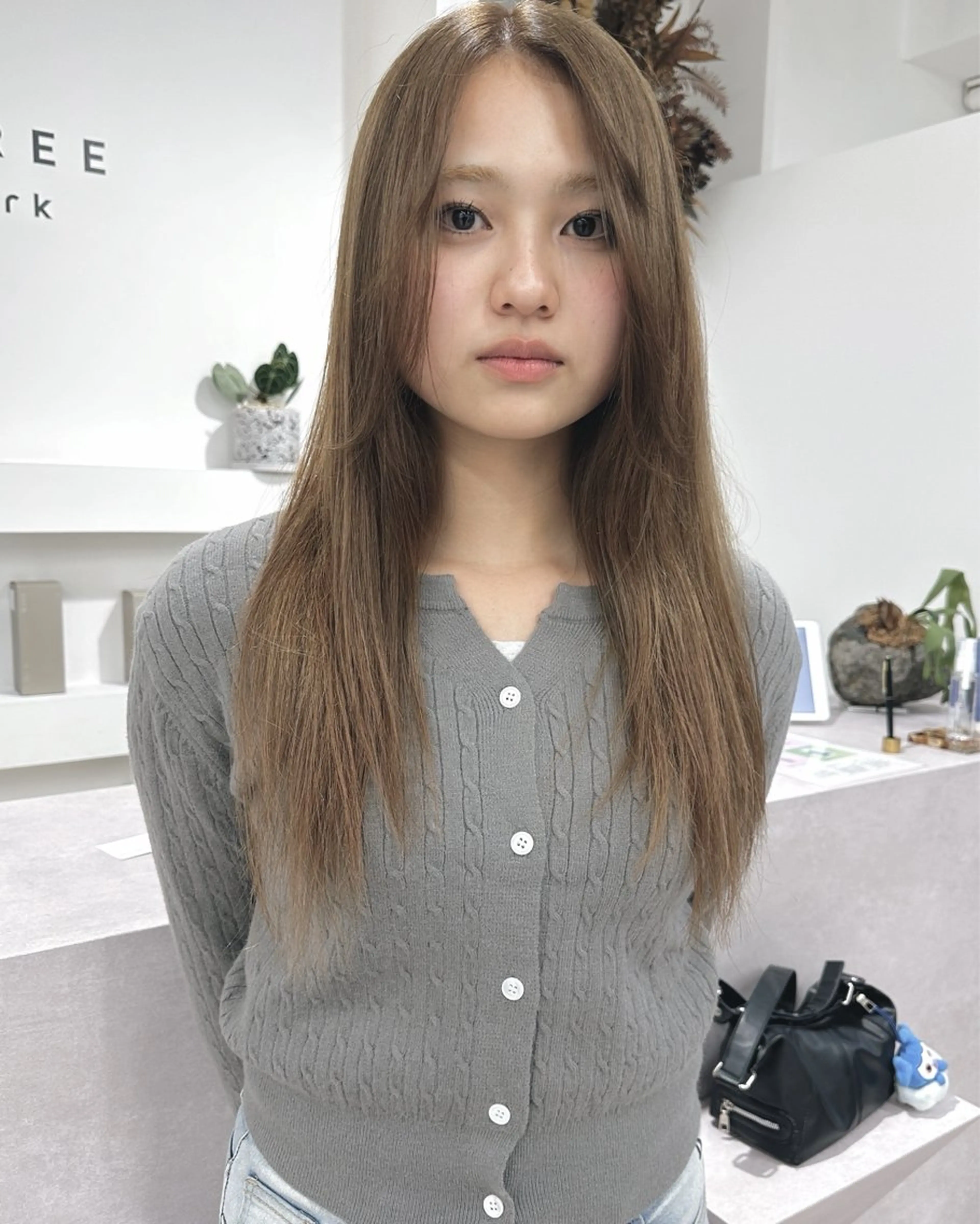 ロング カラー バレイヤージュ ブリーチ 透明感カラー グラデーションカラー ハイライトカラー カット ヘアカラー トリートメント 髪質改善/透明感 OAK兵庫のヘアスタイル