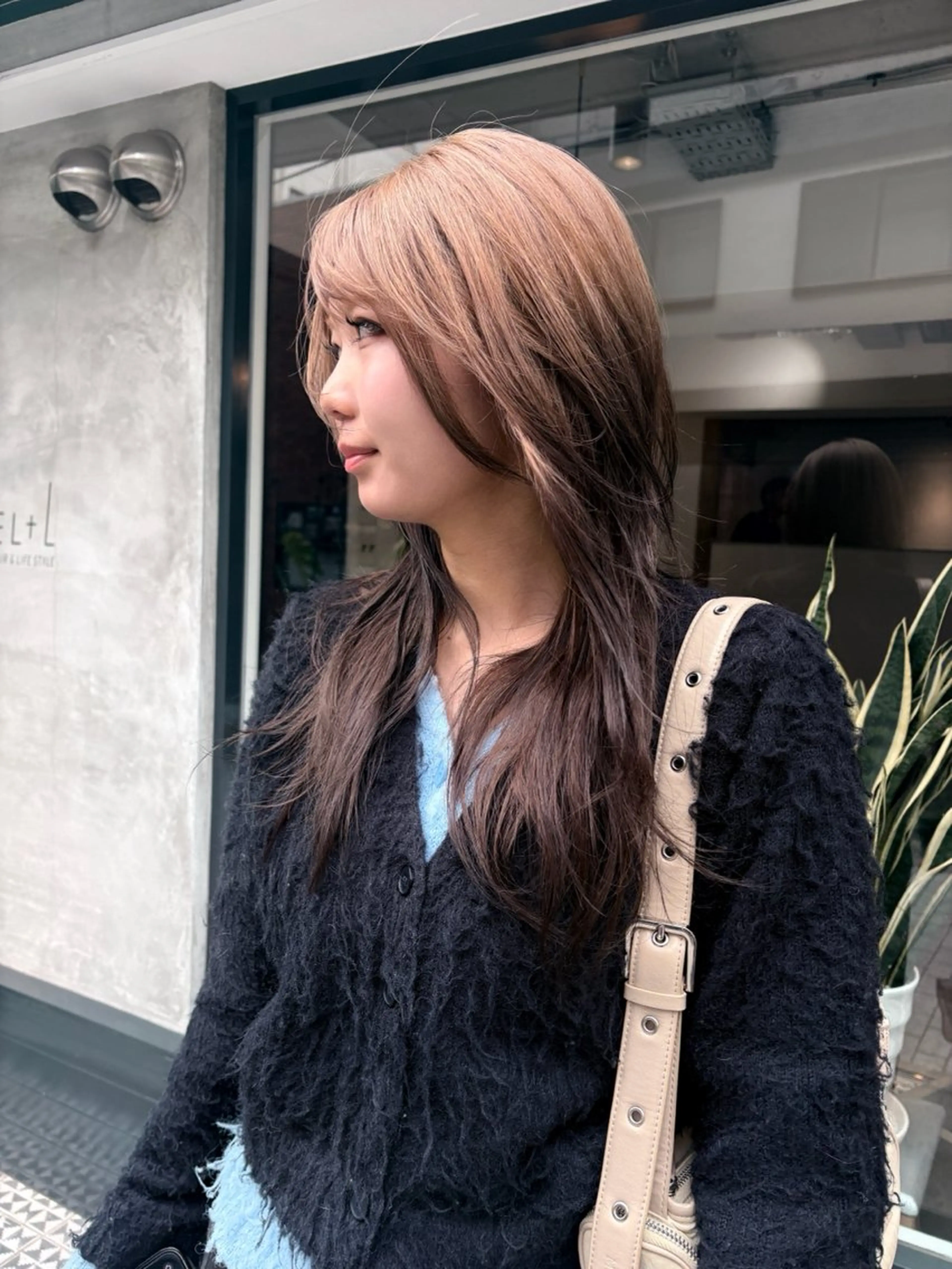 カラー 🌟デザインカラー 久保悠那のヘアスタイル