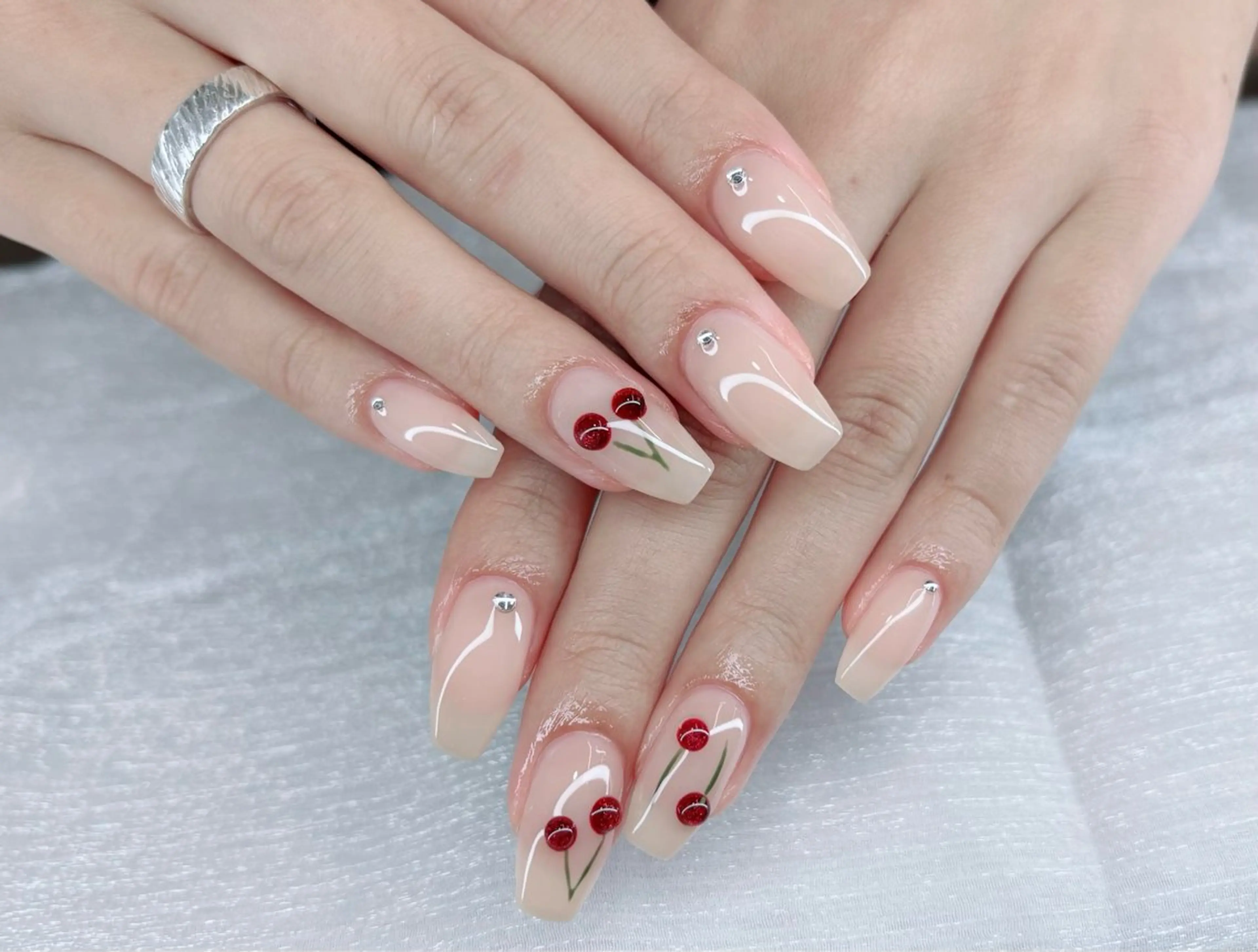 ネイル オーロラネイル ブルー チークネイル フットネイル フレンチネイル Haru Kaori 渋谷のネイルデザイン