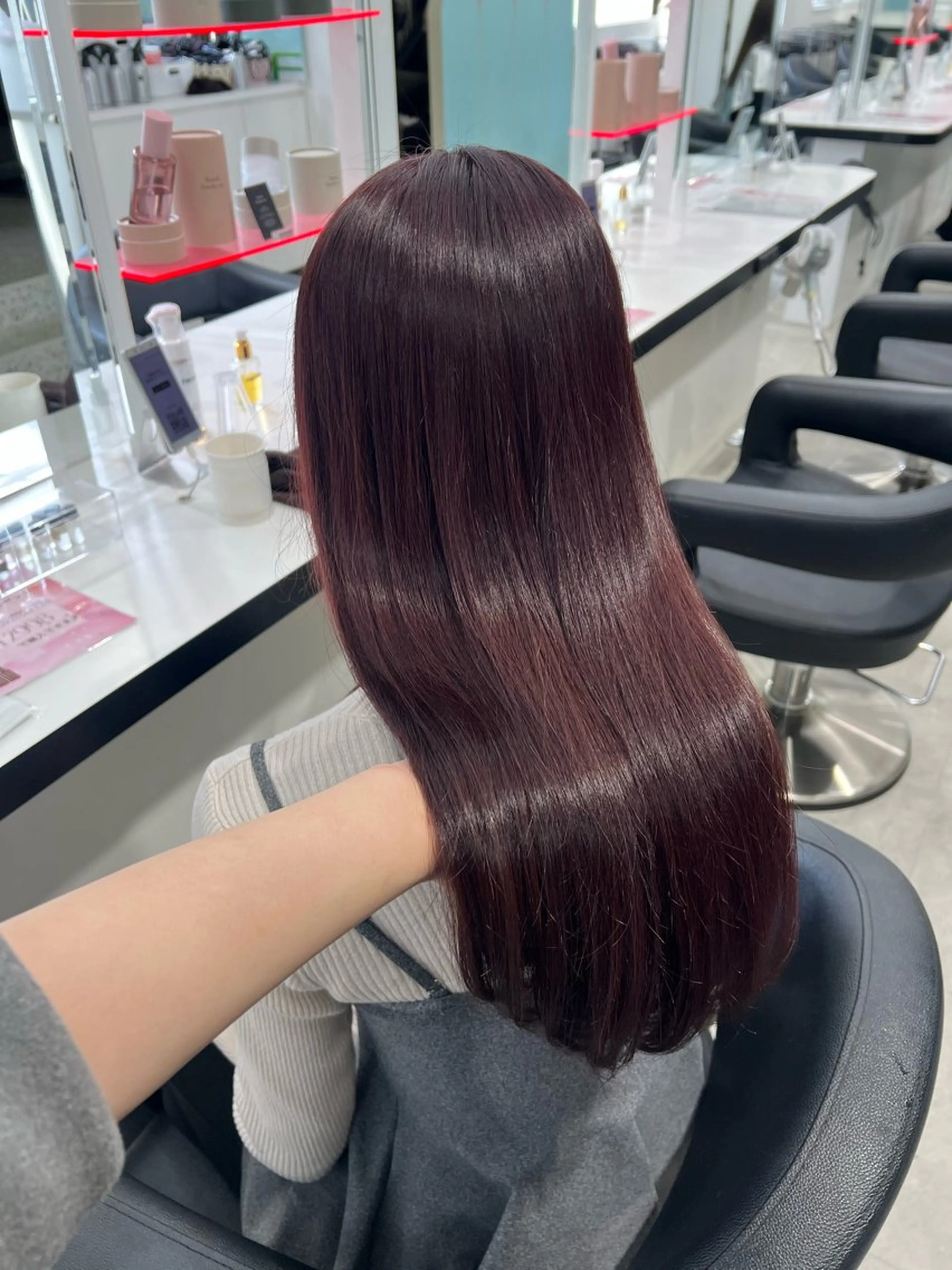 ロング ヘアカラー 透明感ベージュ 🎀Sayaka🎀のヘアスタイル