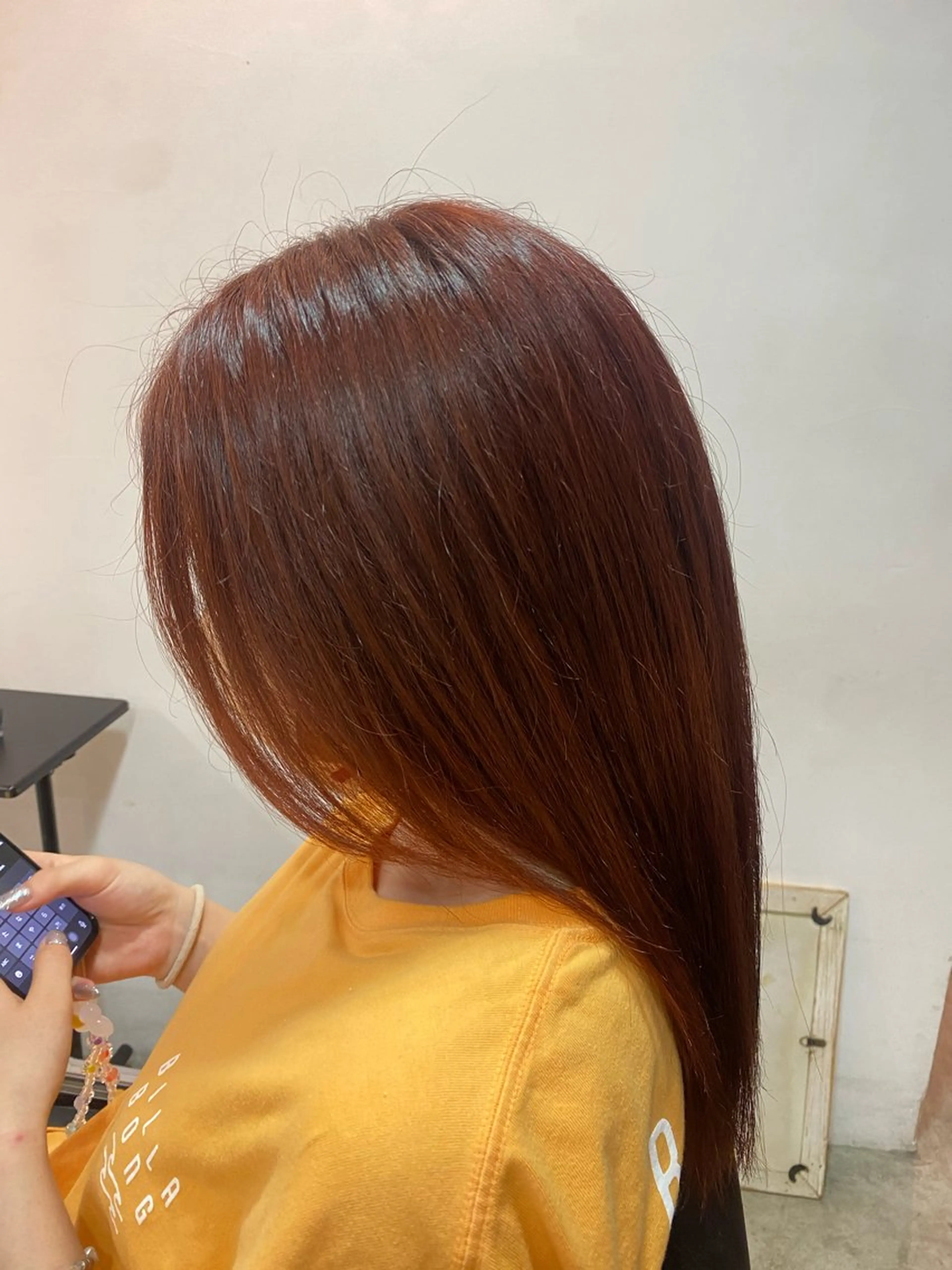 セミロング カラー オレンジ ピンクカラー emerge池袋東口 NANAのヘアスタイル