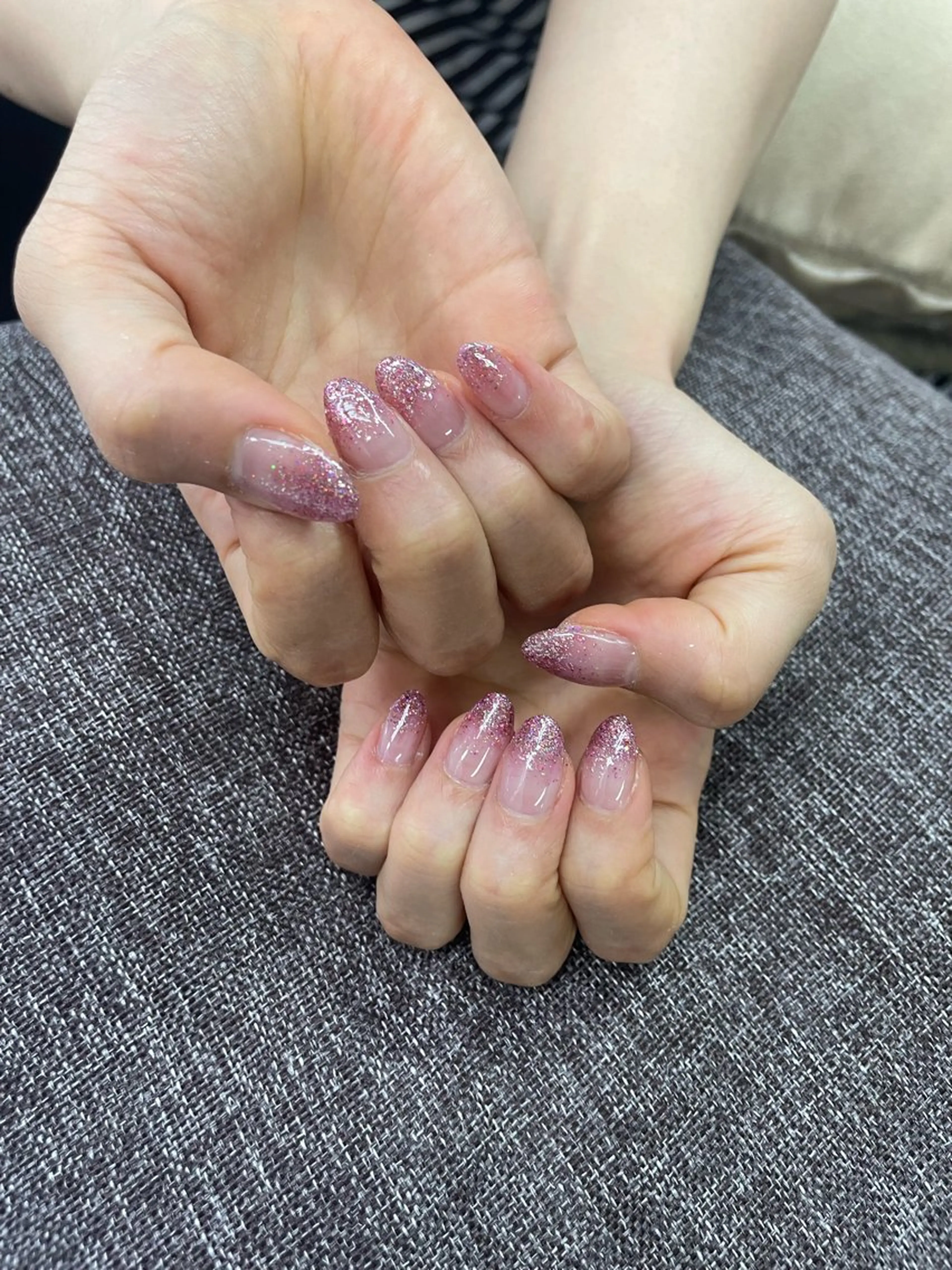 ネイル グラデーション ラメ(グリッター) ラメグラデーション 🌸 Ayaha   🌸のネイルデザイン