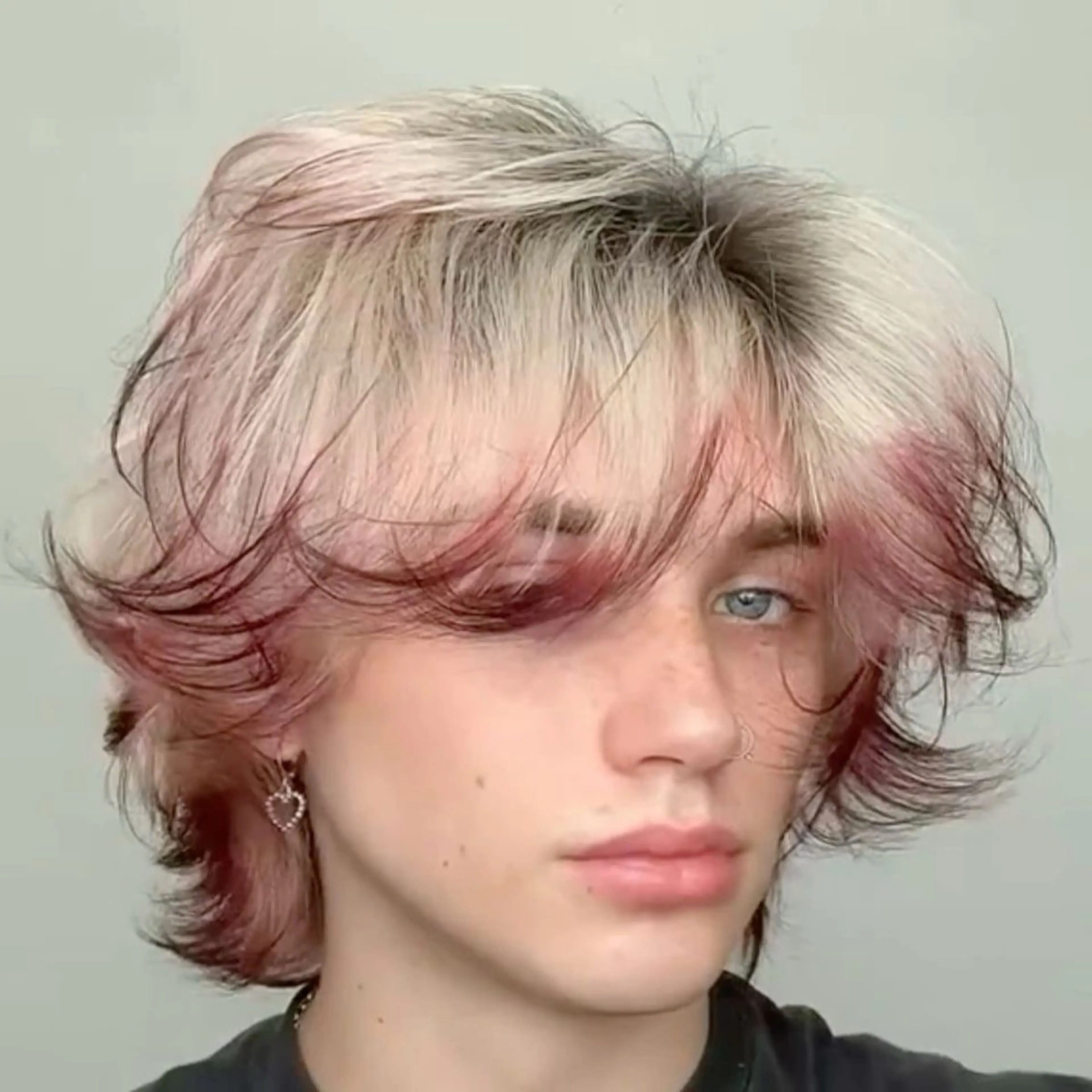 カラー メンズ カット ヘアカラー 湖城 恵吾のヘアスタイル