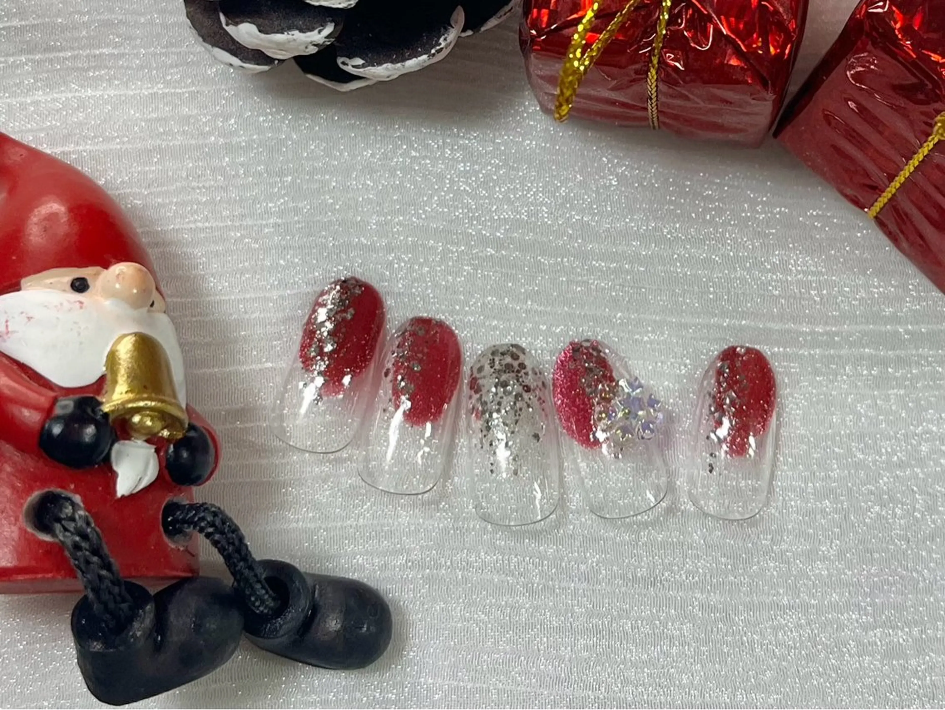 ネイル ジェルネイル マグネットネイル パラジェル 冬ネイル クリスマス kiki nail &brow二子玉川の眉毛・アイブロウイメージ