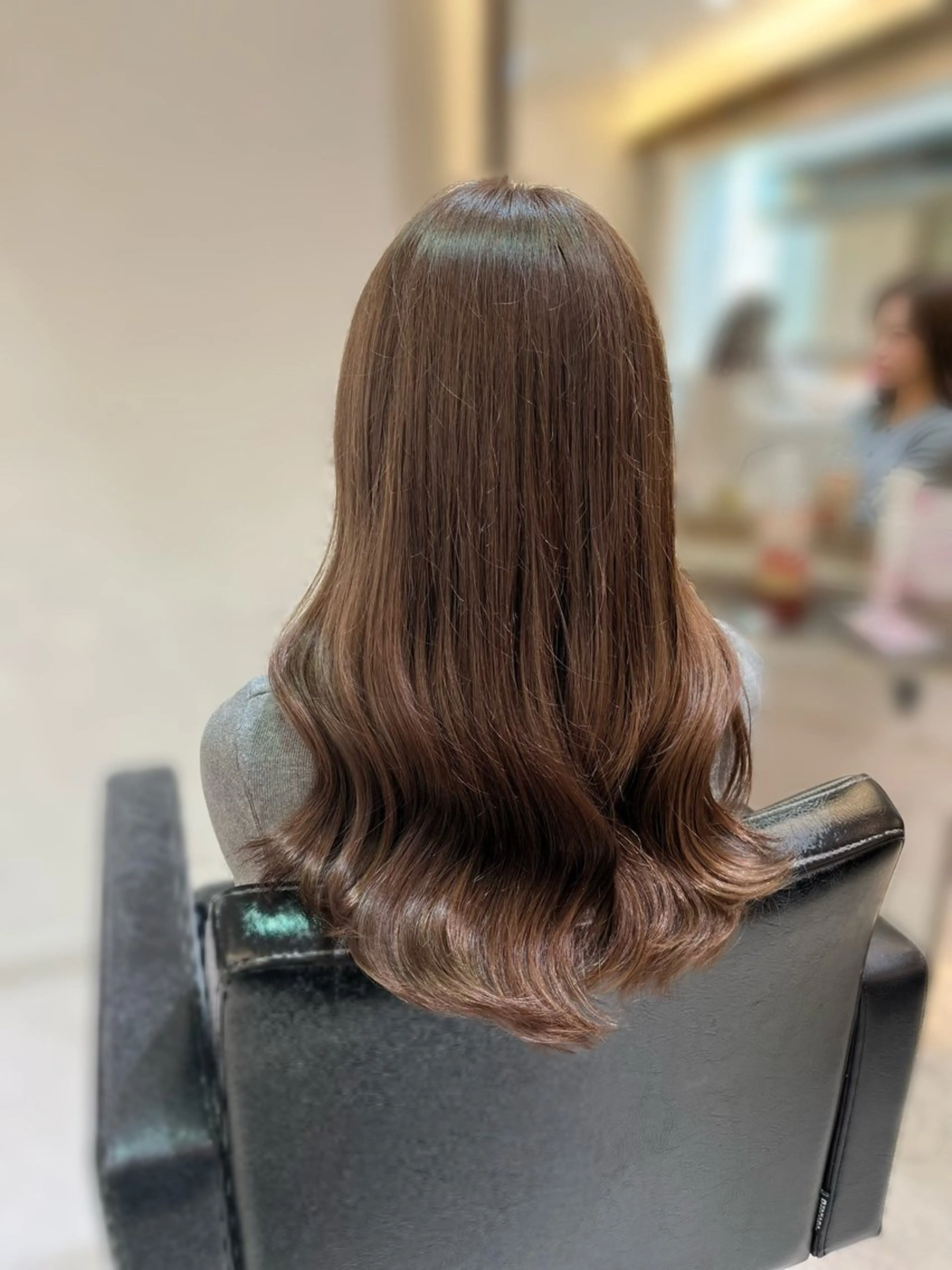 セミロング カット ヘアカラー トリートメント 赤み消し透明感カラー オオヤマのヘアスタイル