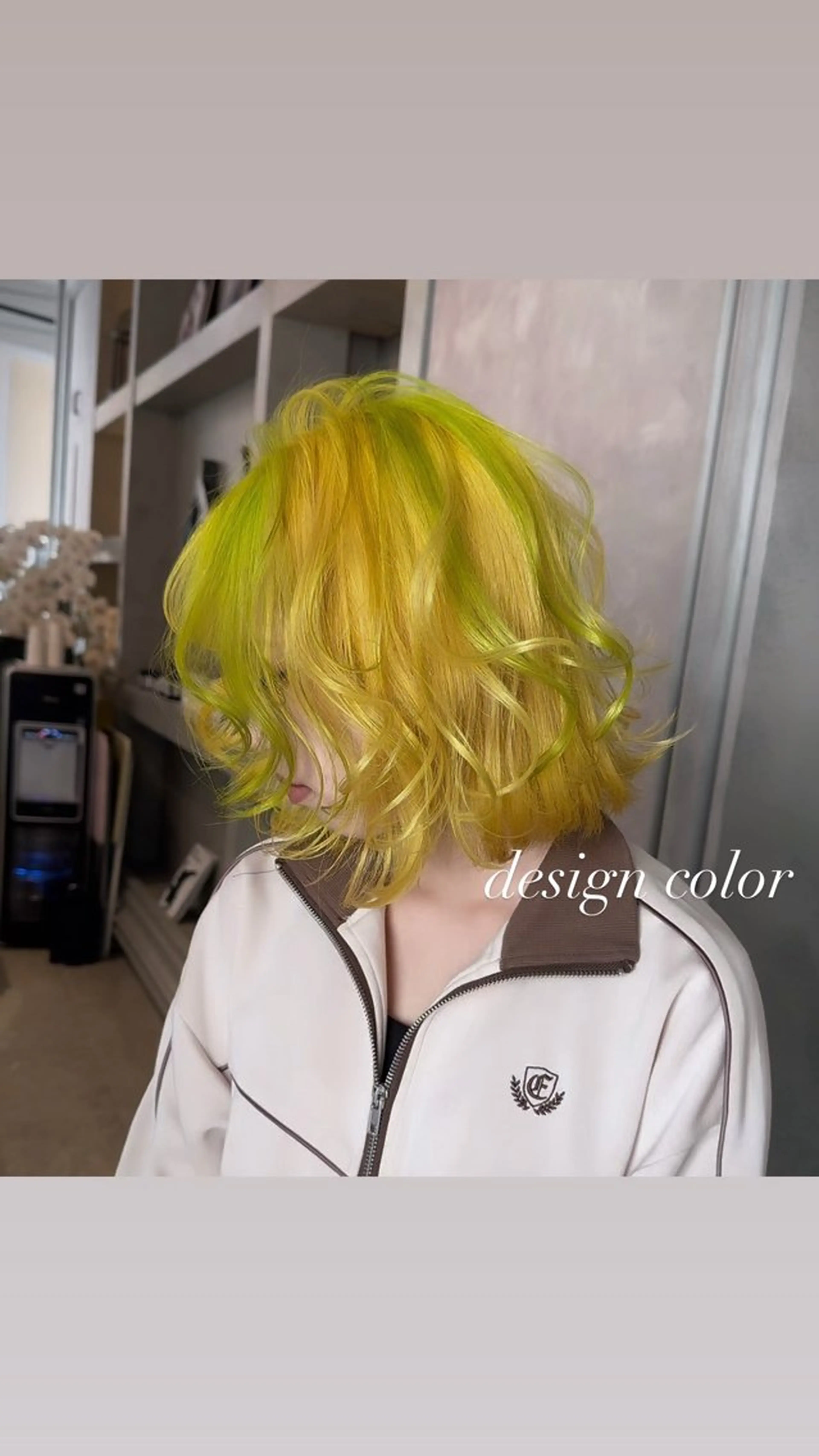 ミディアム カラー カット ヘアカラー トリートメント ヘアセット 💜ハイトーン💛 マジカルかいちゃんのヘアスタイル
