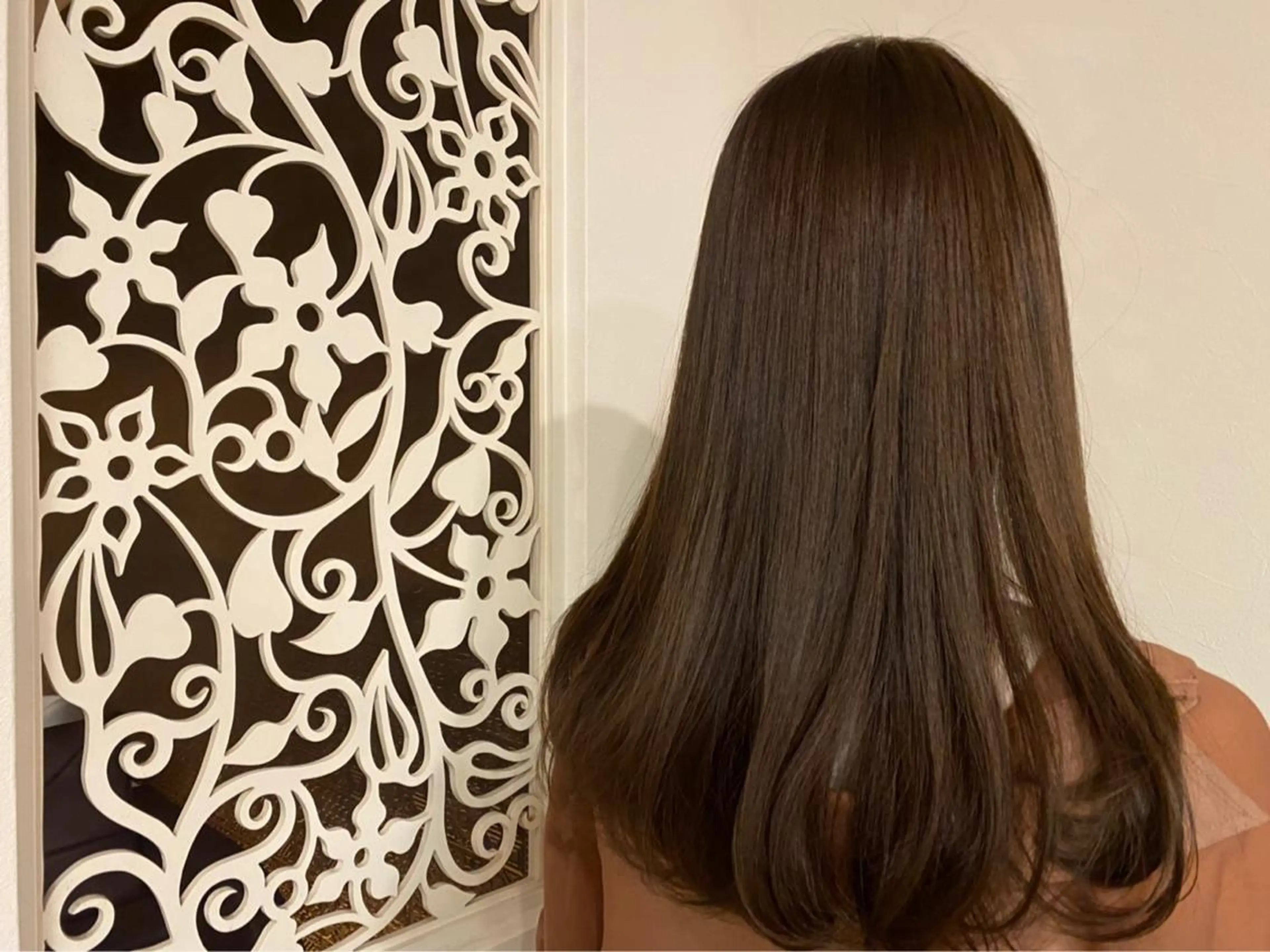 セミロング カラー キタダ ハルカのヘアスタイル
