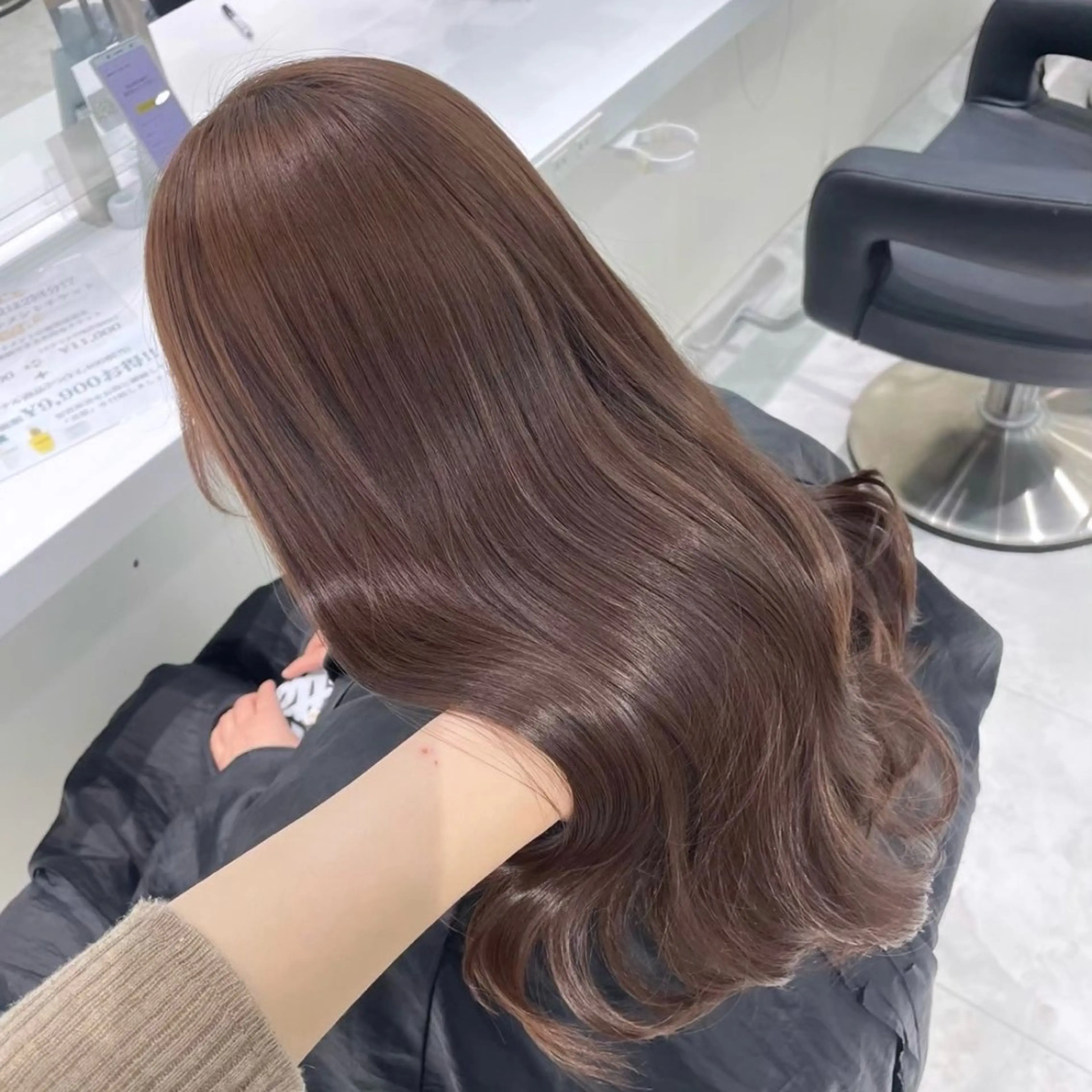 カラー 🤍ブリーチなし ブラウンhimi🤍のヘアスタイル