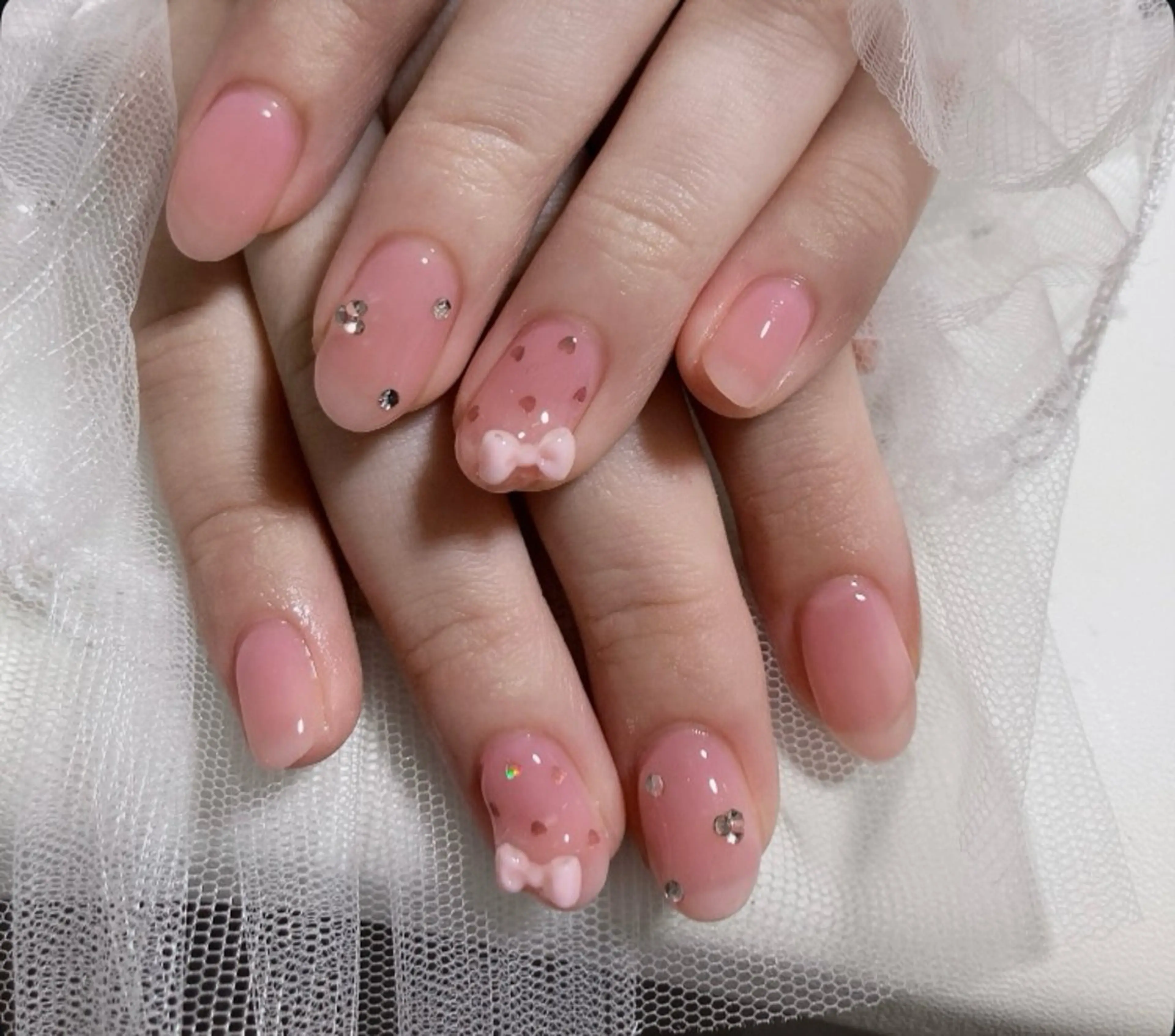 ネイル ハート リボン ハンドネイル nail... rrのネイルデザイン