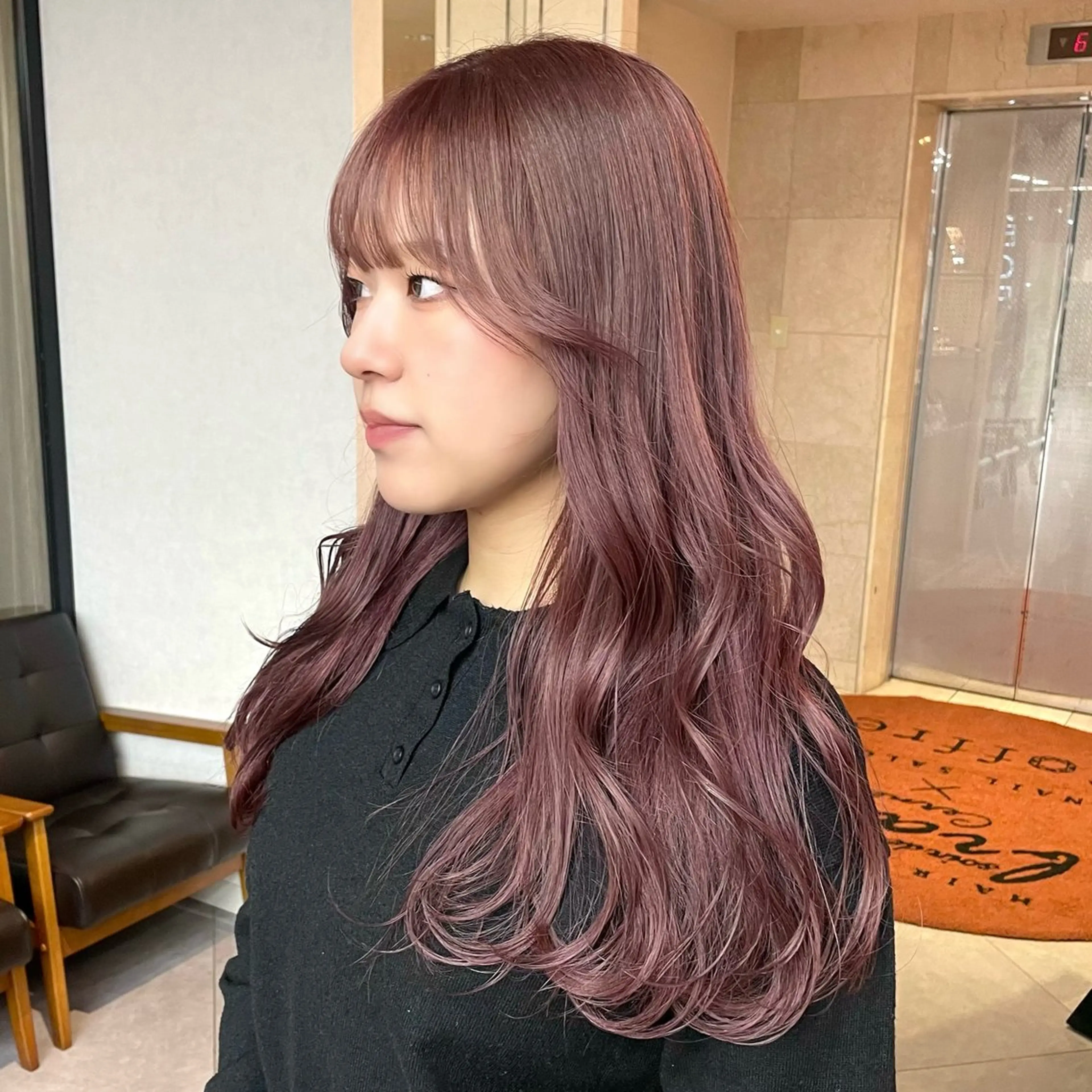 ロング カラー カット ヘアカラー トリートメント 透明感/ベージュ/ 艶髪/ボブ🫧門脇由のヘアスタイル