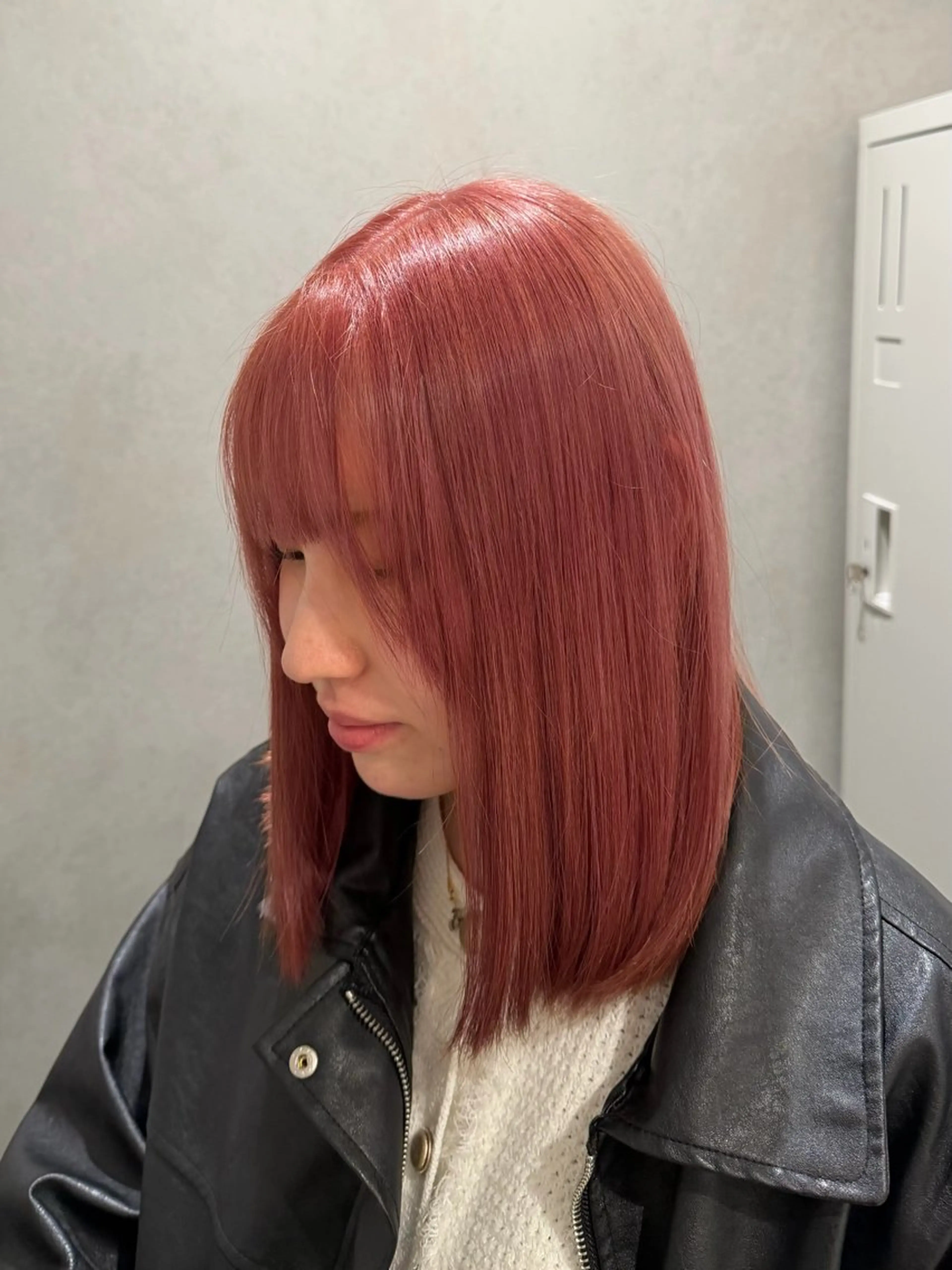 セミロング カラー ダブルカラー CREAR Arareのヘアスタイル