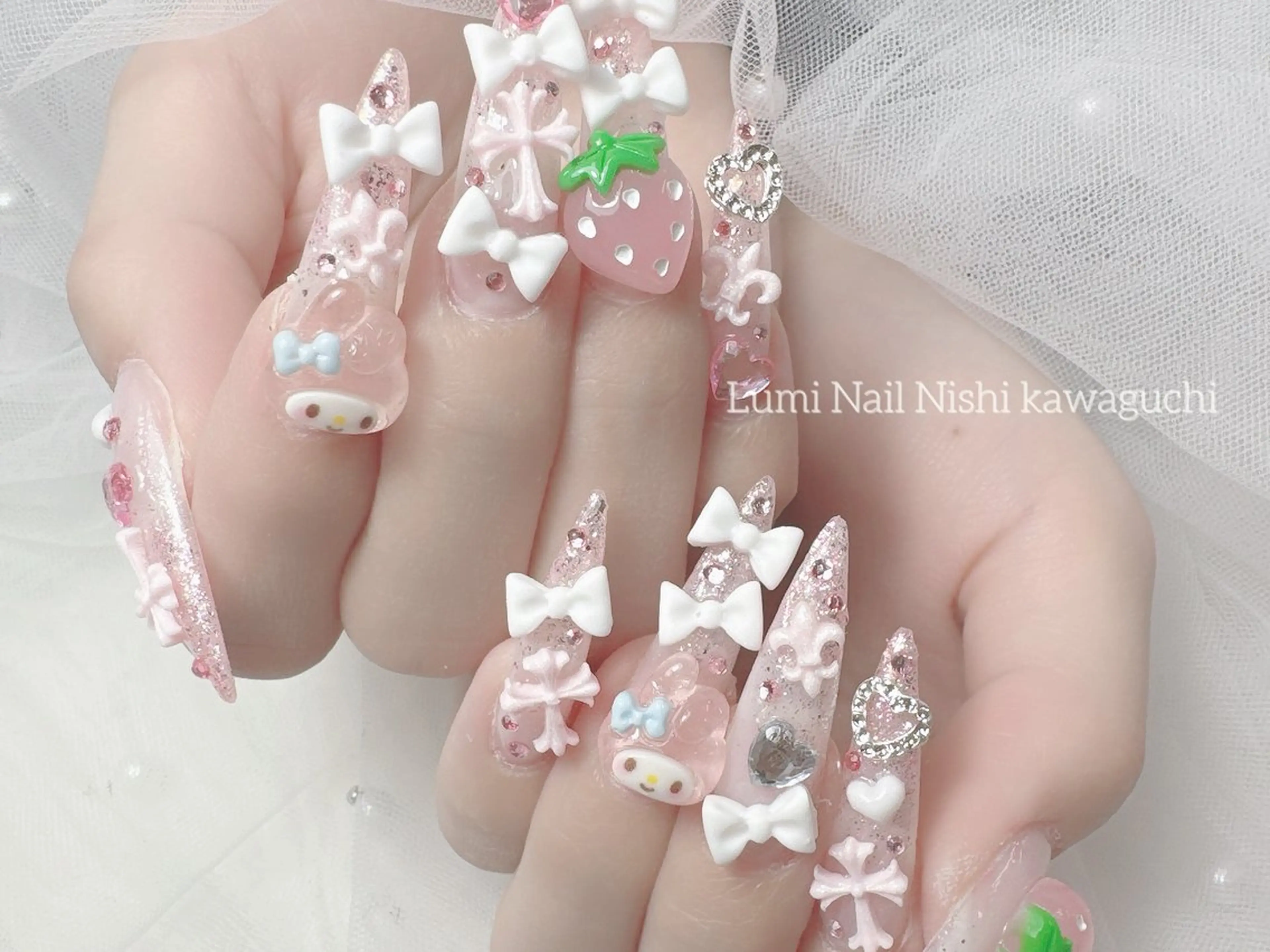 ネイル フットネイル ジェルネイル キラキラネイル オフィスネイル ピンク Lumi Nail Salonのネイルデザイン