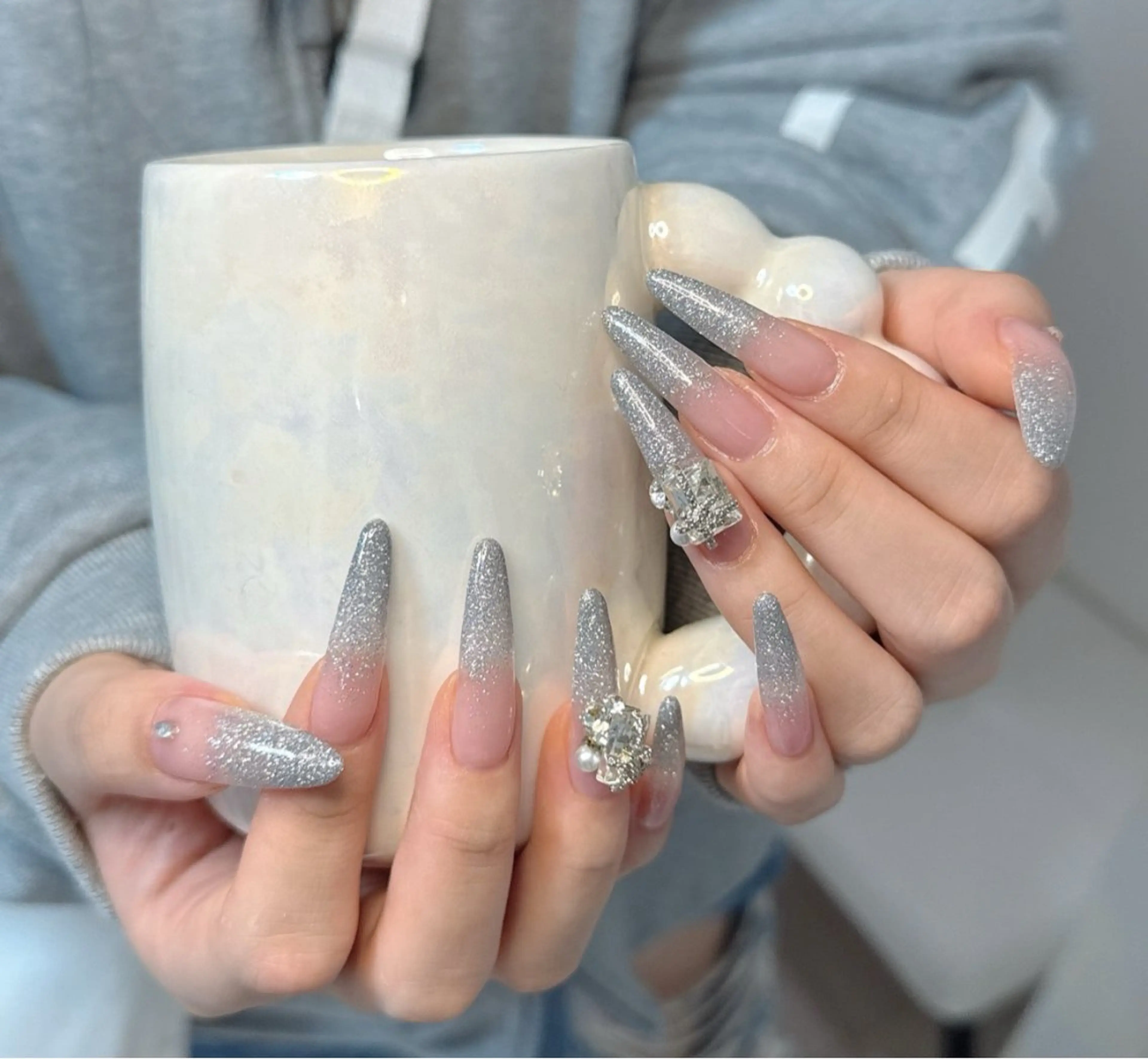 ネイル アートネイル オーロラネイル チークネイル フレンチネイル ガラスフレンチ ハンドネイル 🎀🎀YooLi Nail Salonのネイルデザイン