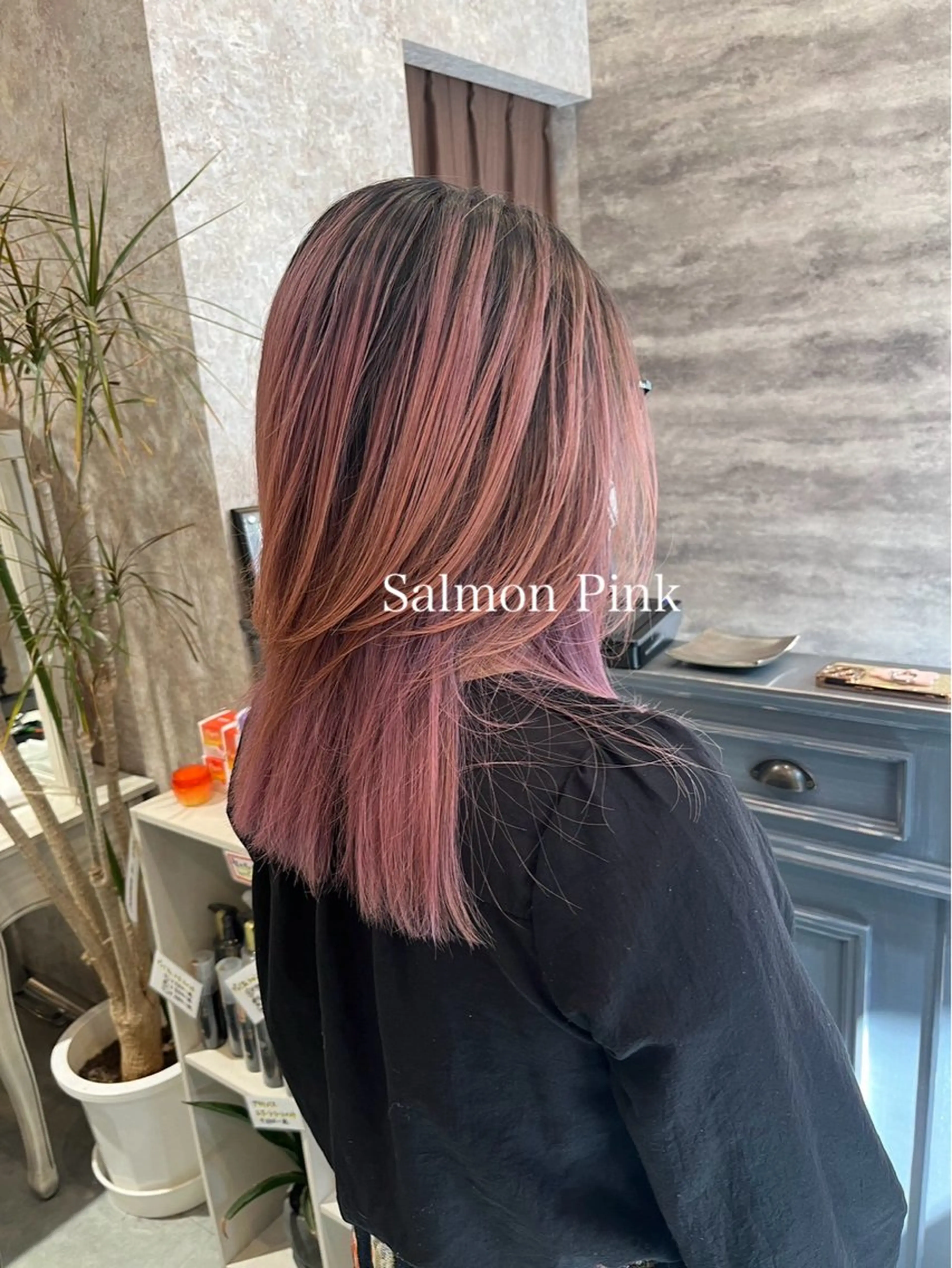 セミロング カラー ベージュカラー ブリーチ ブルーカラー ダブルカラー グラデーションカラー Blanco Color&Careのヘアスタイル