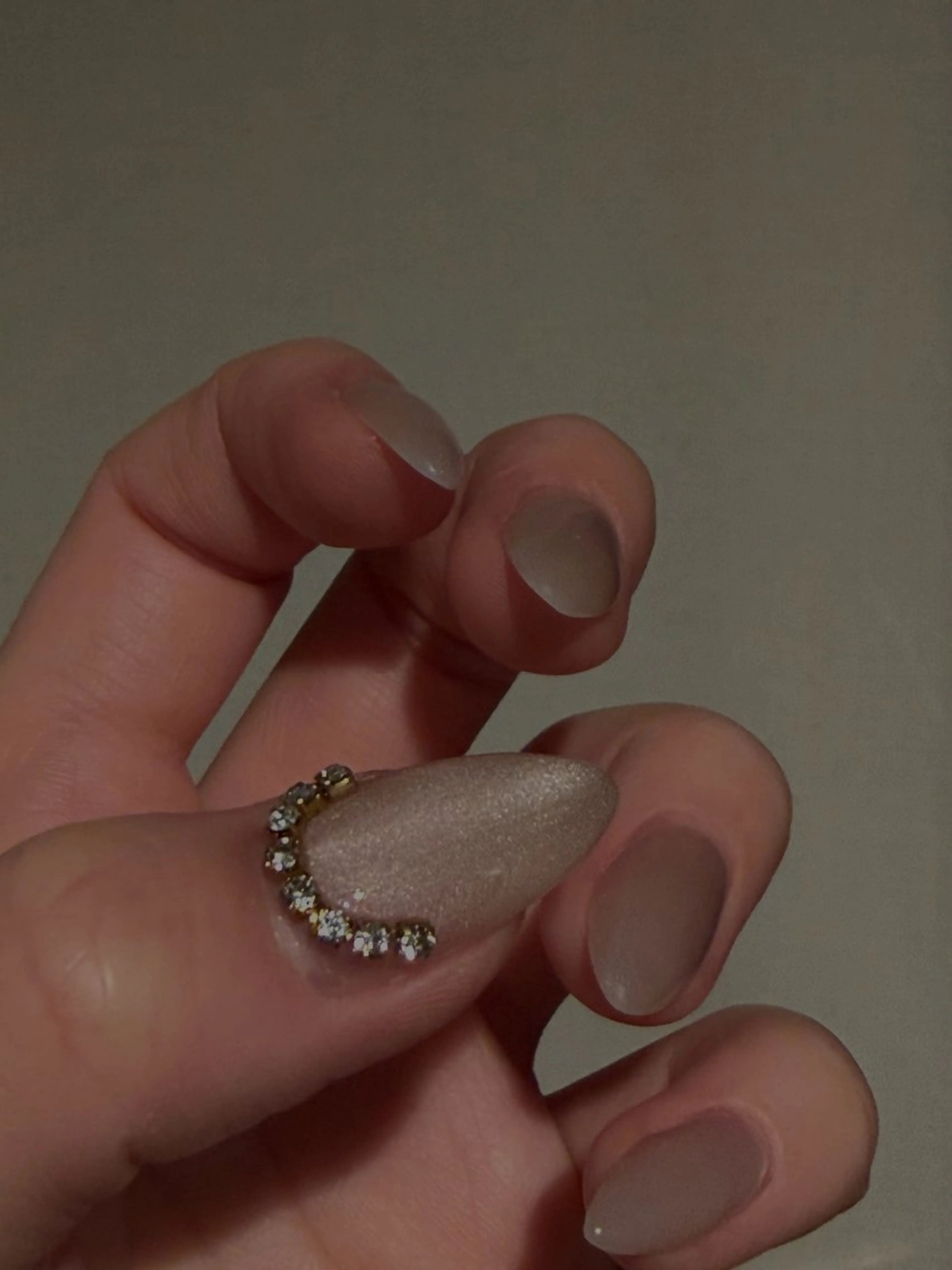 ネイル アートネイル ジェルネイル マグネットネイル ストーンネイル ハンドネイル Millie oh /ミリーオー 銀座のネイルデザイン