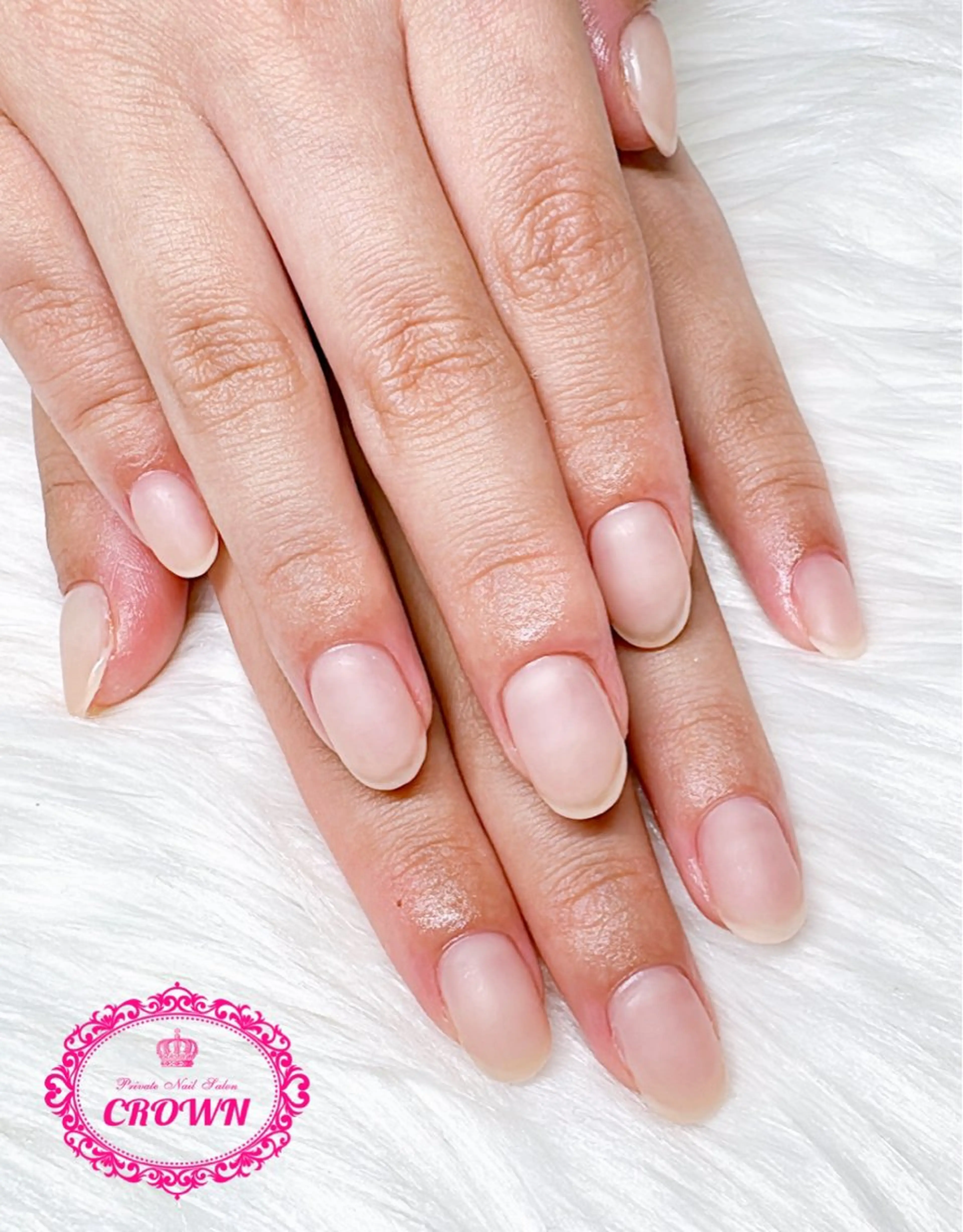 ネイル CROWN プライベートサロンのネイルデザイン