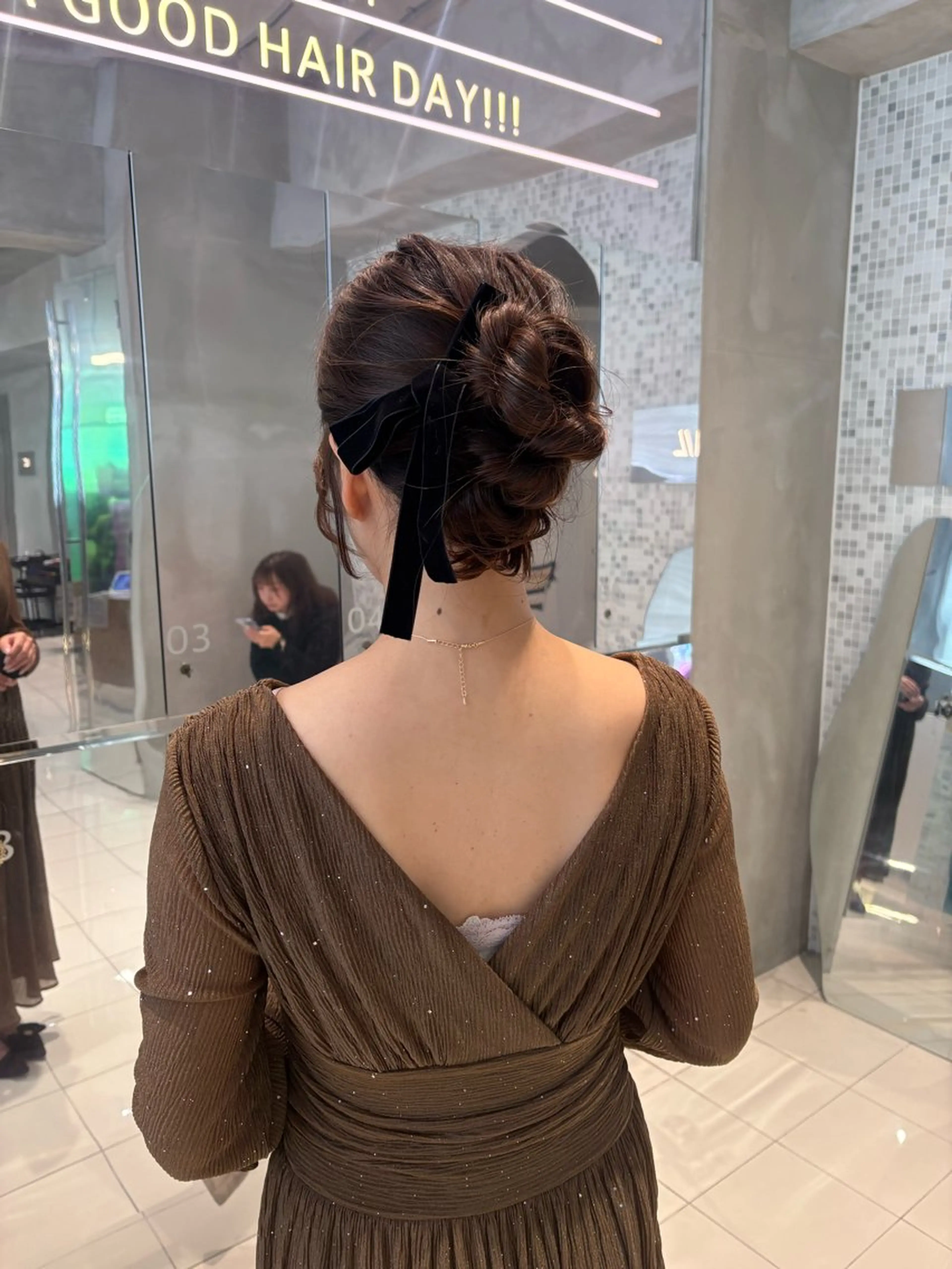 ロング ヘアアレンジ ヘアセット 透明感カラー🫧 nanohaのヘアスタイル