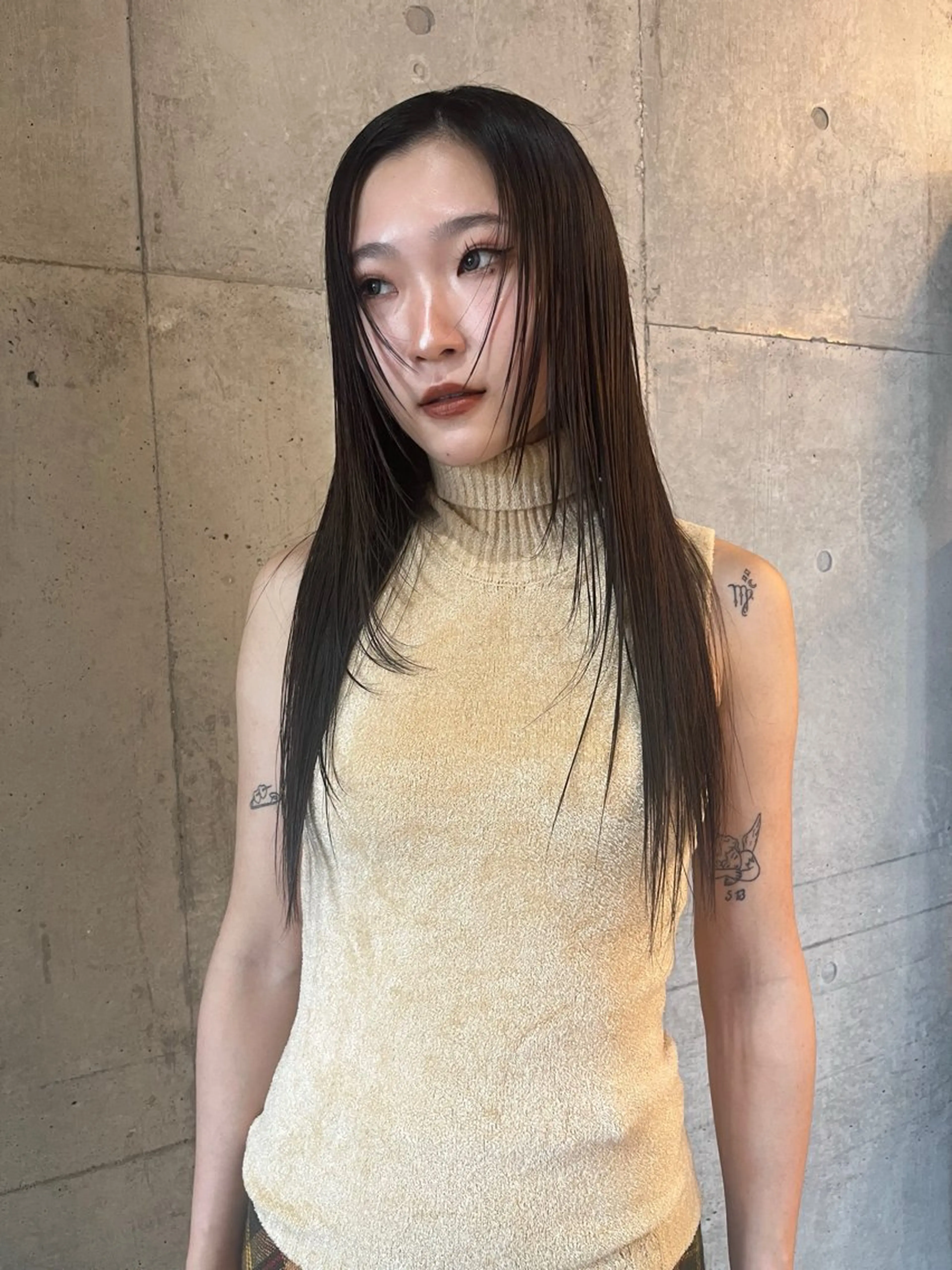 セミロング ボブ 顔まわりレイヤー ハイレイヤー 韓国風ヘア レイヤーカット レイヤーカット\ウル フ　chinatsuのヘアスタイル