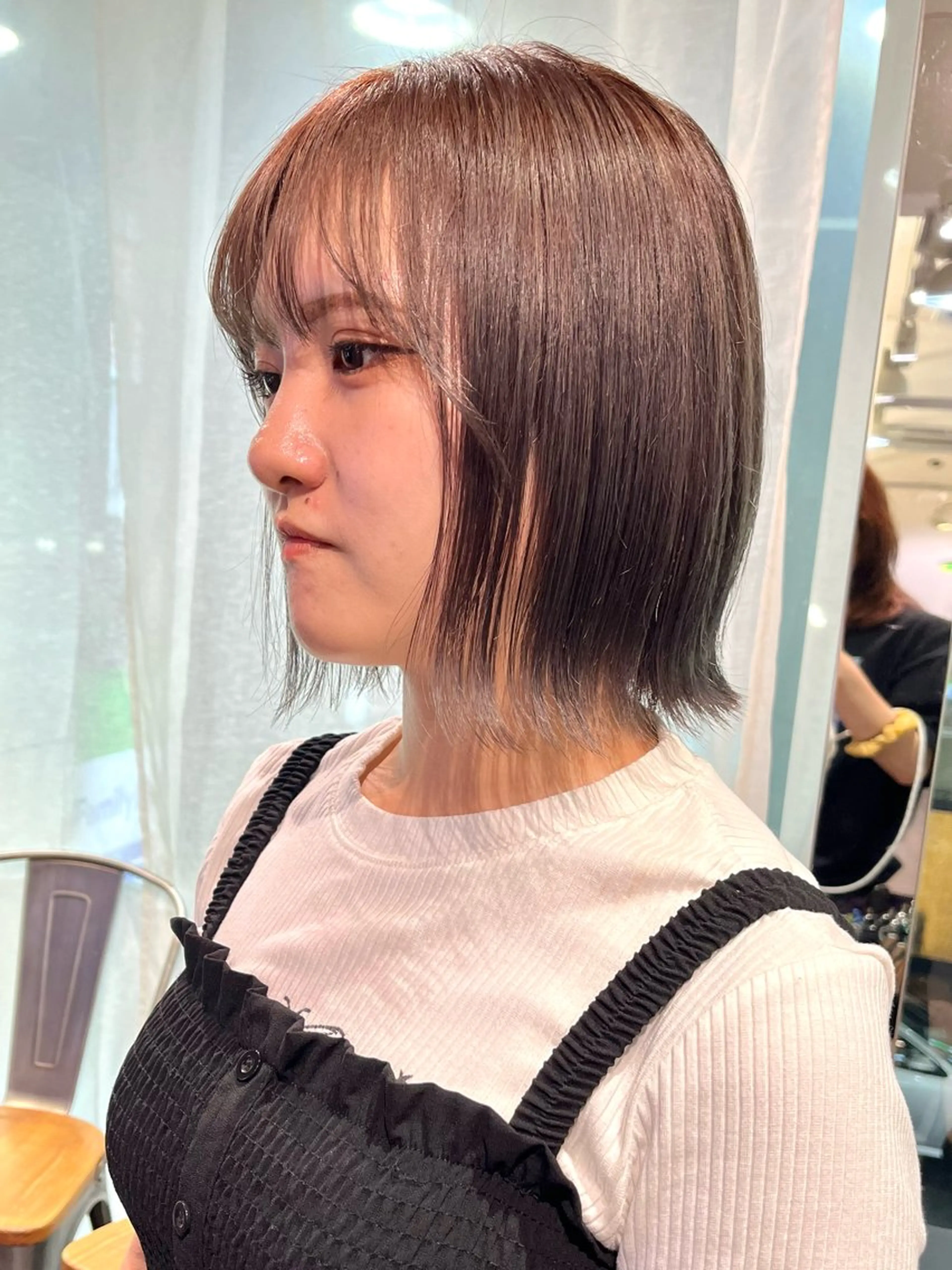 カラー アッシュ アッシュグレー アッシュグレージュ ブリーチ ケアブリーチ ヘアカラー トリートメント カットパーマ 🌀あさみのヘアスタイル