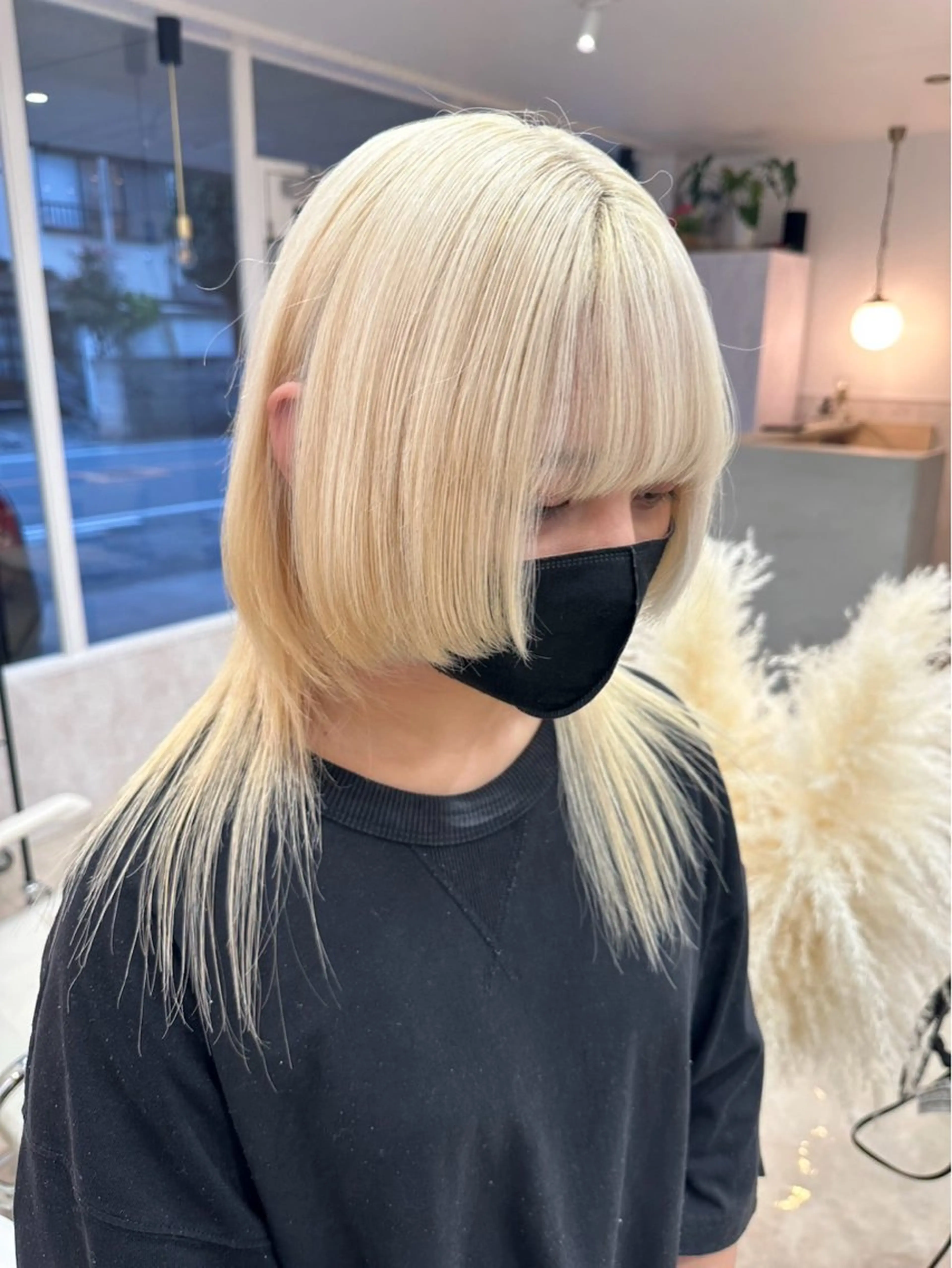 カラー 抜きっぱなしブロンド ブロンド 深沢 光のヘアスタイル