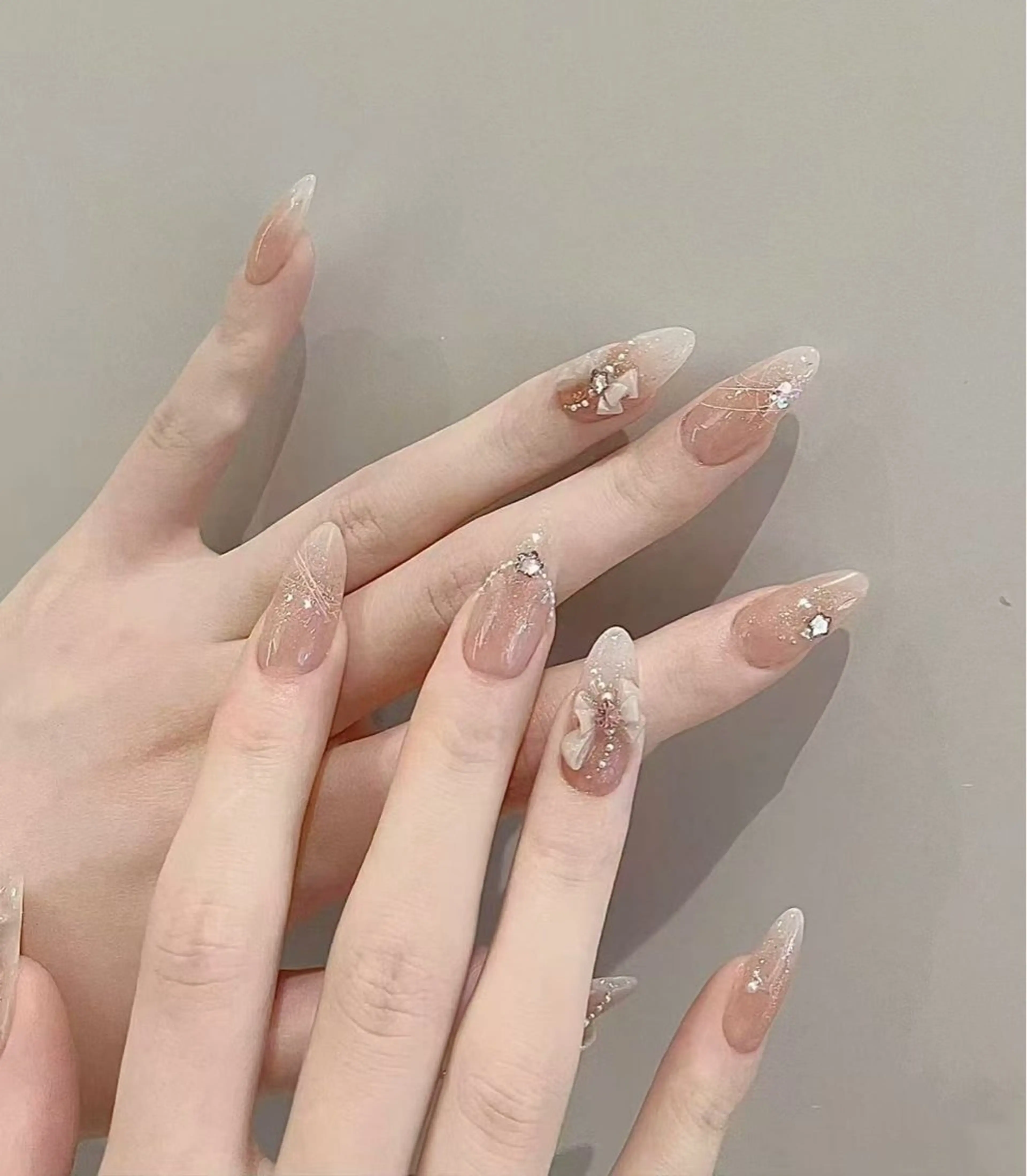 ネイル フラワーネイル フレンチネイル ジェルネイル ガラスフレンチ ハート ハンドネイル BabyYouMi nailのネイルデザイン