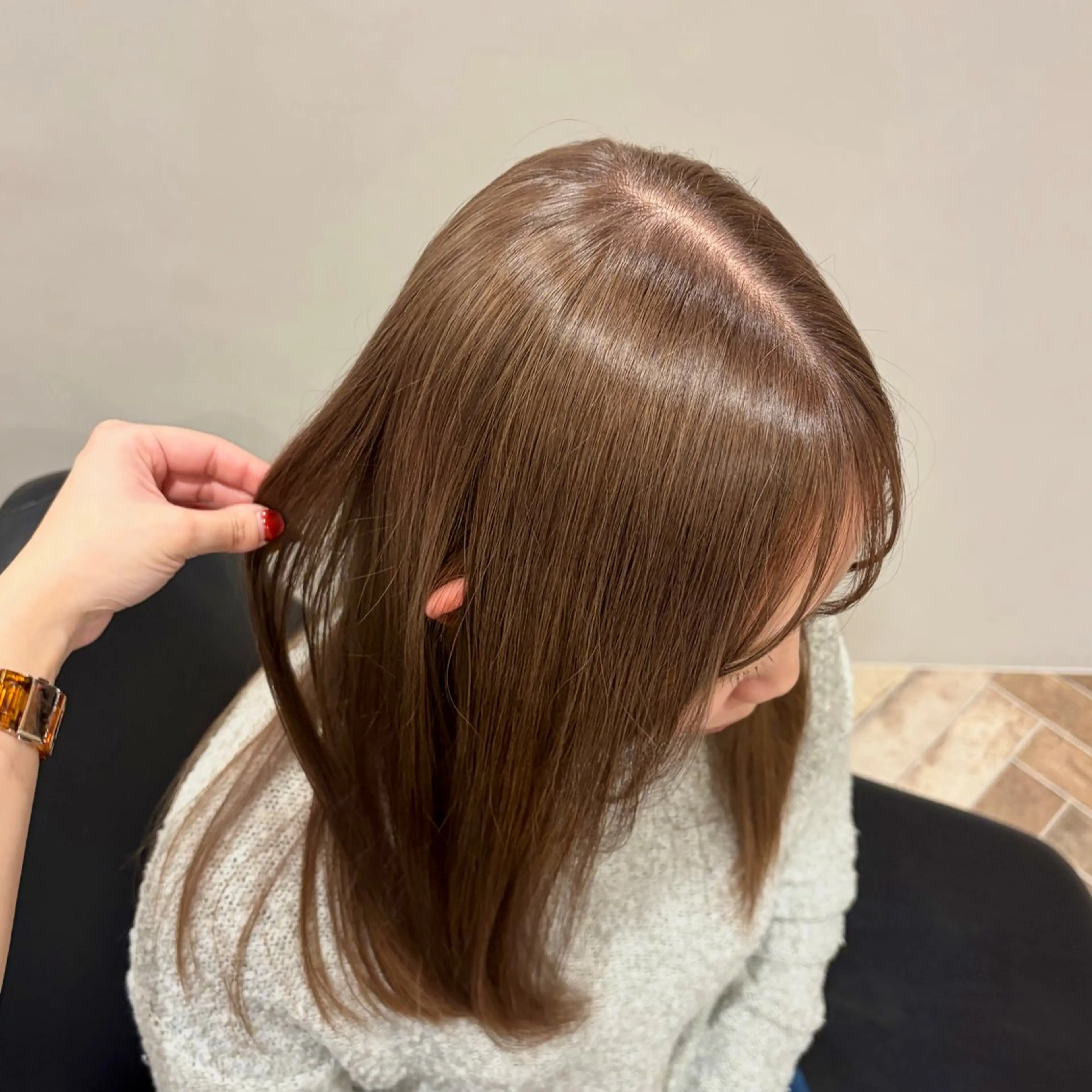 ロング ヘアカラー 透明感カラー 🌱多田 望花のヘアスタイル