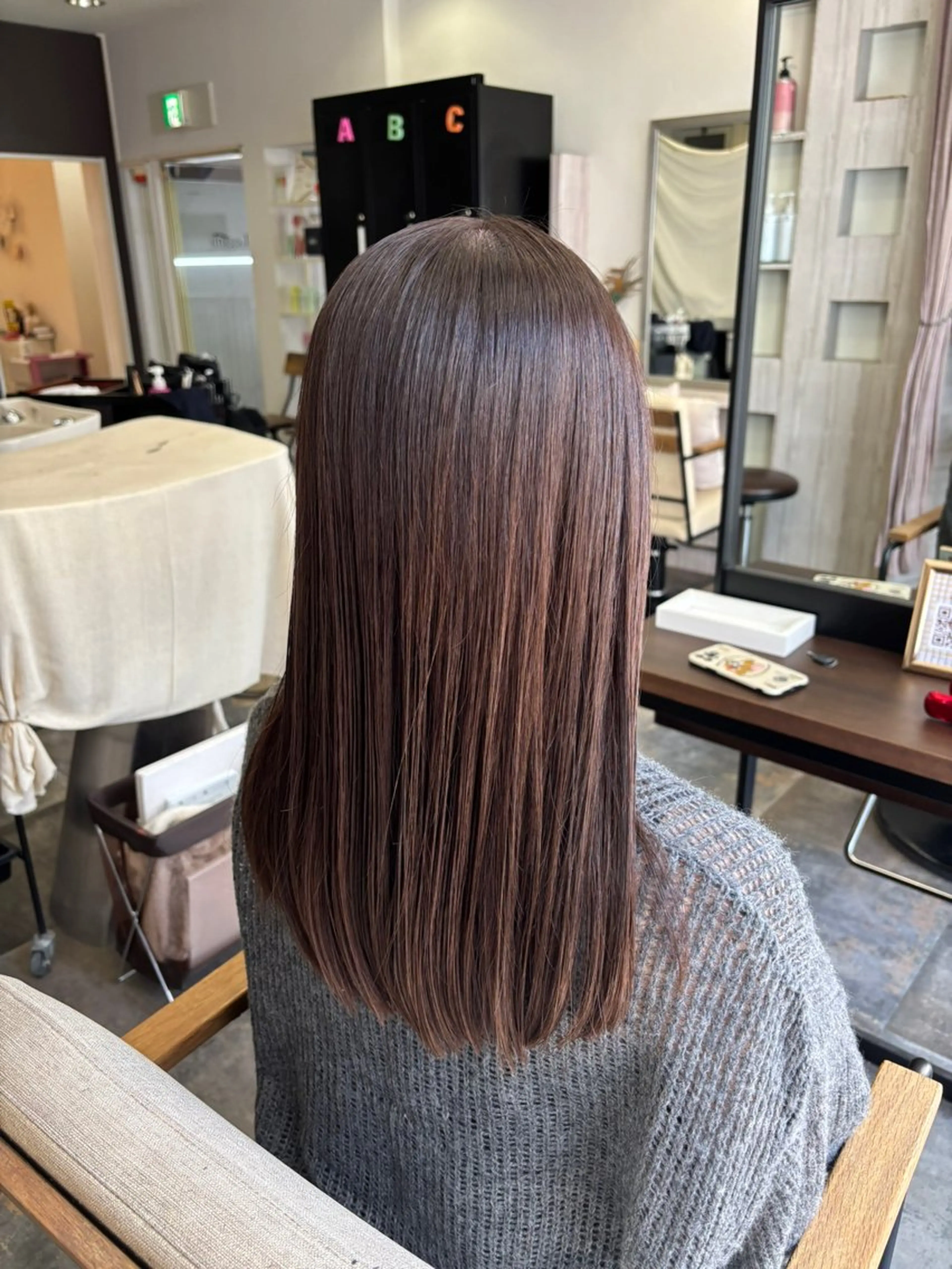 ロング カラー 井手上 華のヘアスタイル