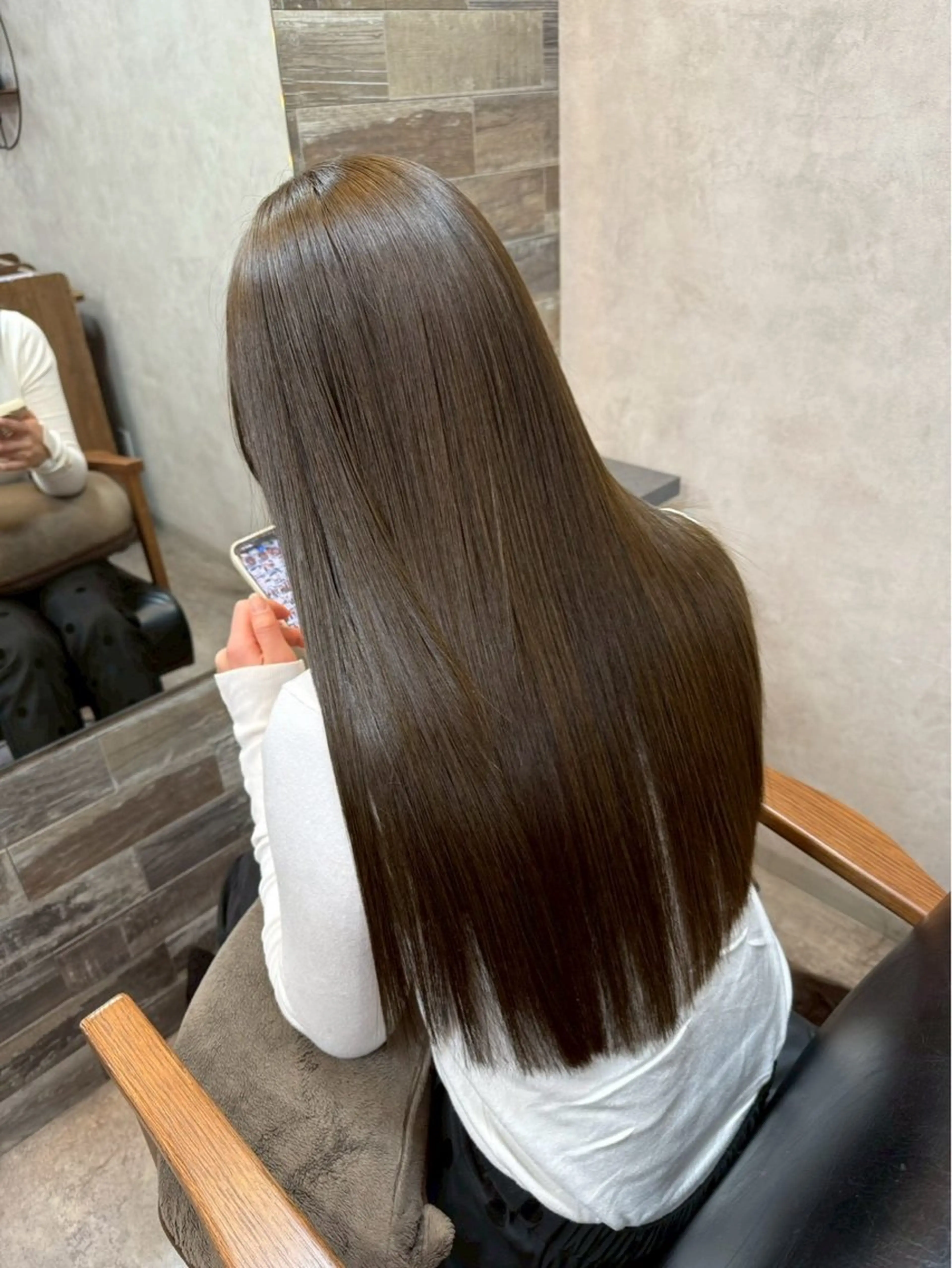 【人気メニュー】ツヤ感カラー➕TOKIOトリートメントの写真