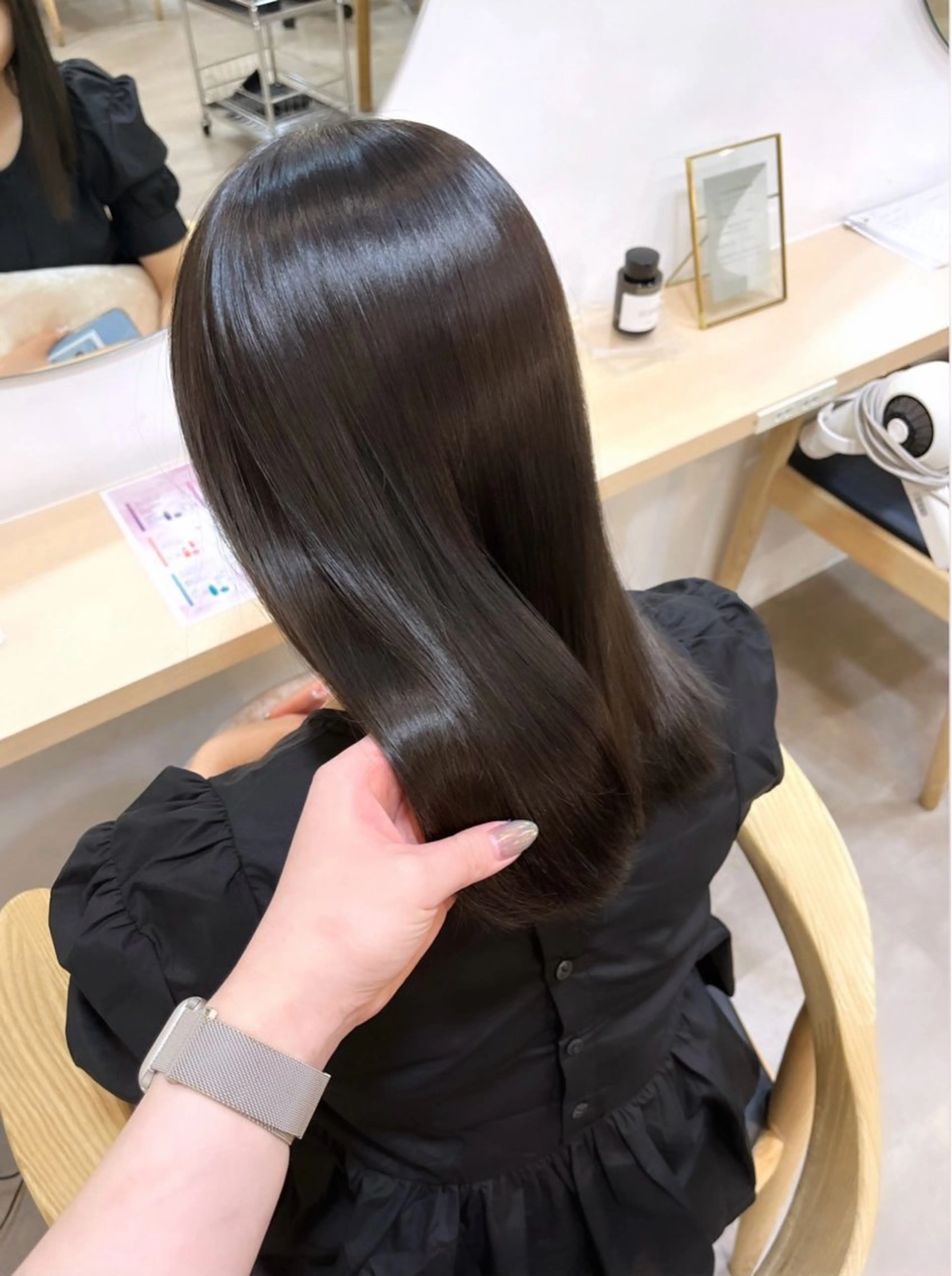 セミロング パーマ 𝒀𝒖𝒊𝒏𝒂 梅田/透明感カラーのヘアスタイル