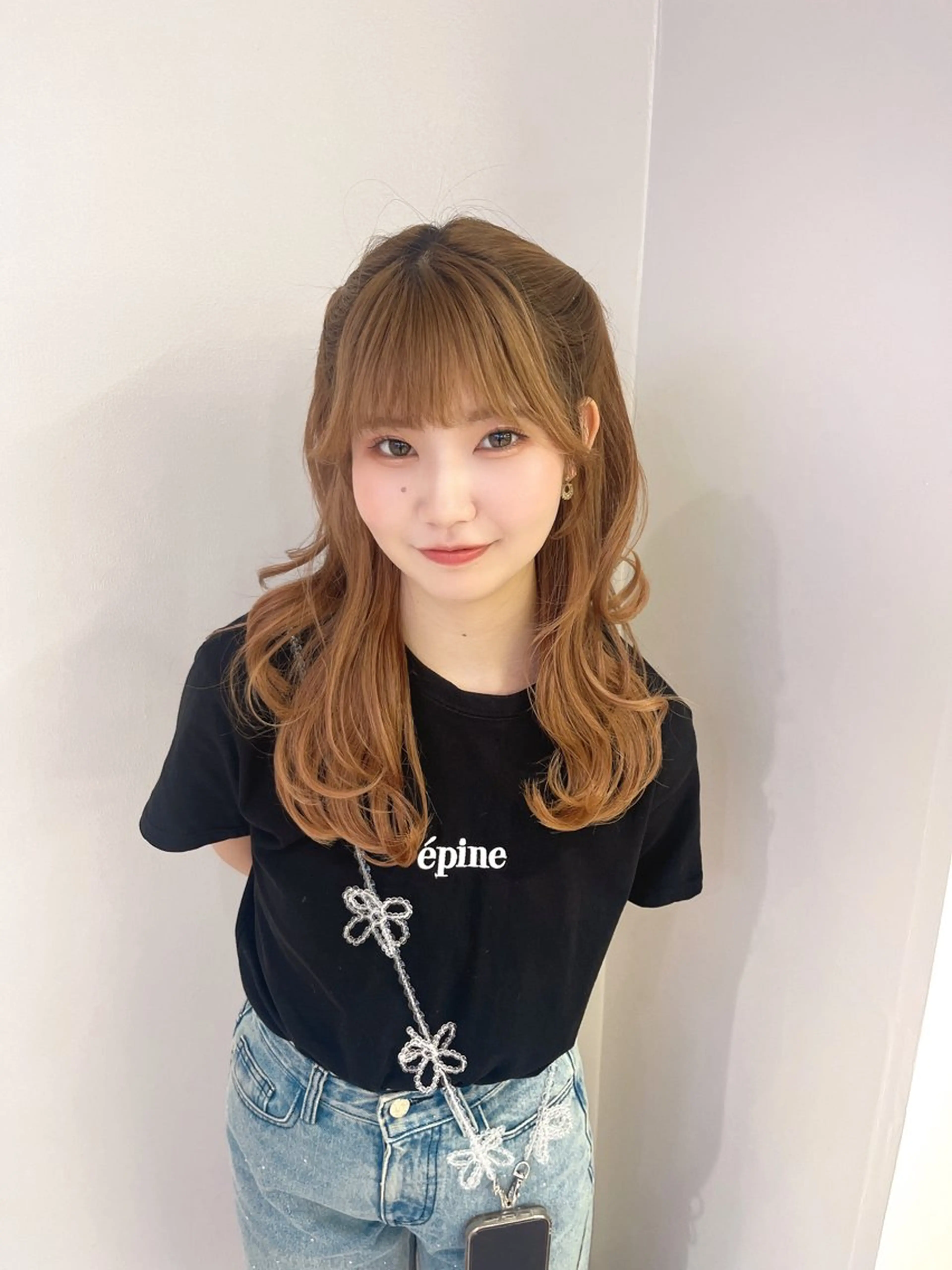 ロング ヘアアレンジ カット ヘアカラー ブリーチカラー うたのヘアスタイル