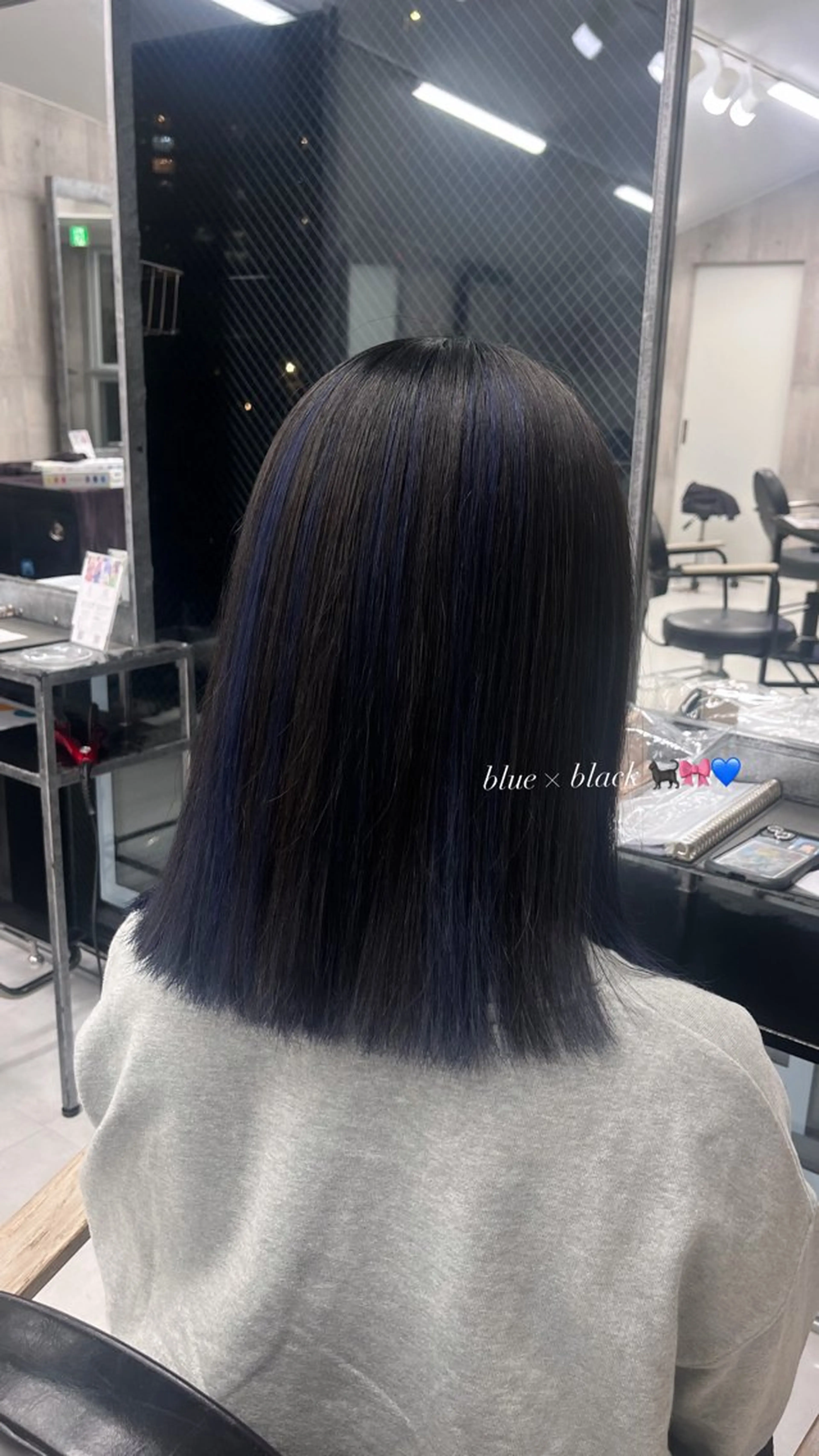 セミロング カラー ハイトーン/ゆるふわ 🎨𖥔ׁTOMO♡のヘアスタイル