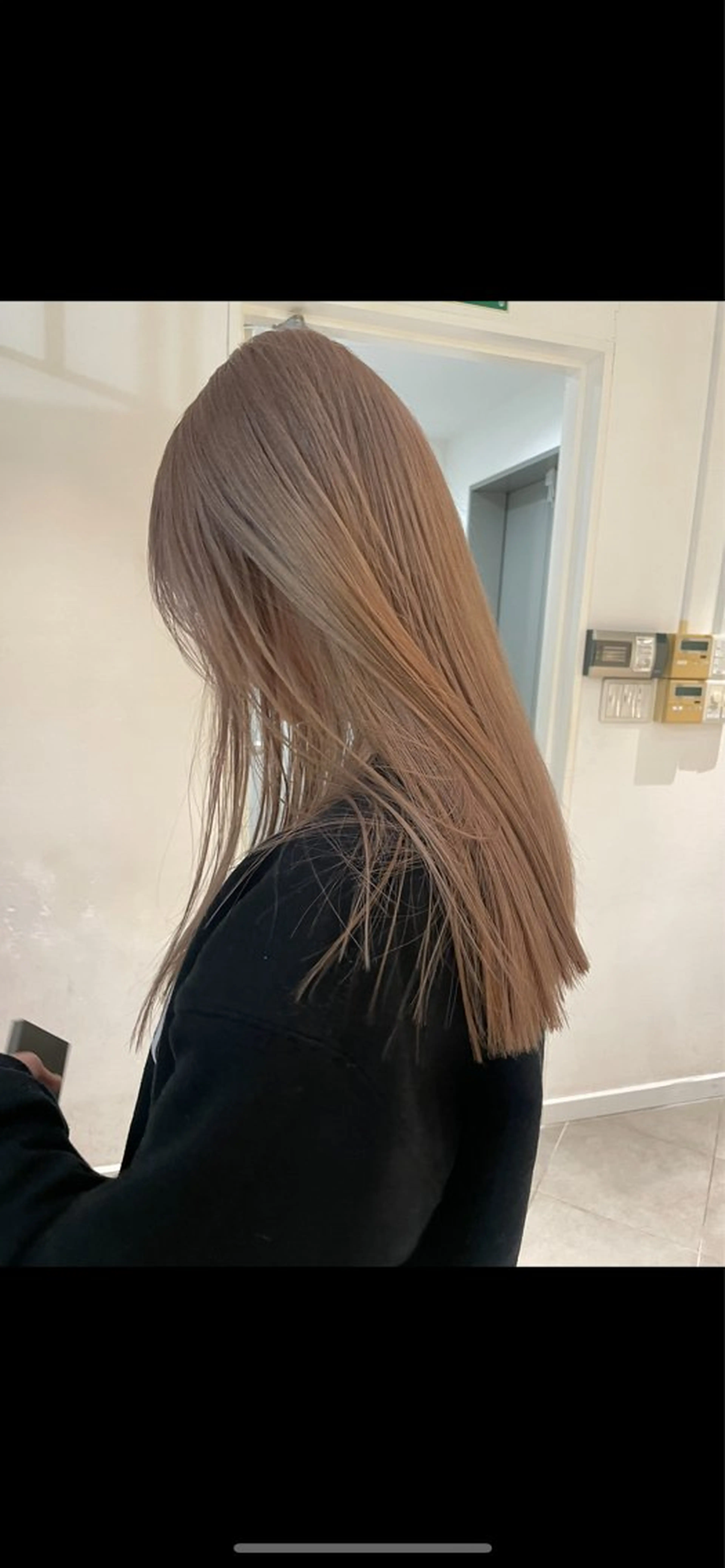 ロング カラー ベージュカラー ブリーチ ダブルカラー ミルクティーベージュ HIBIKI/原宿 ハッシュカット🪄のヘアスタイル