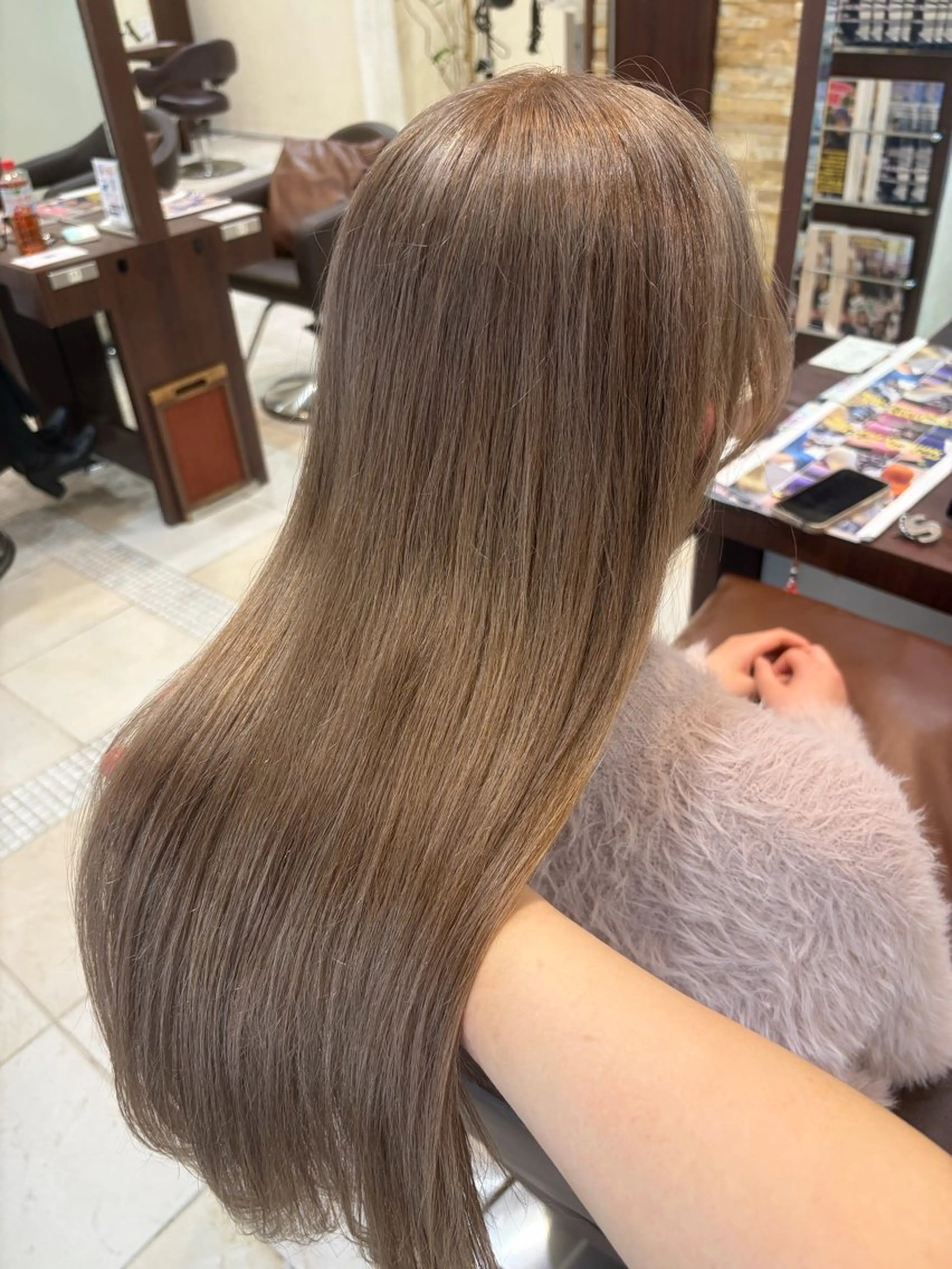 ロング ヘアカラー 【暖色ハイトーン】 HARUNA🌼のヘアスタイル