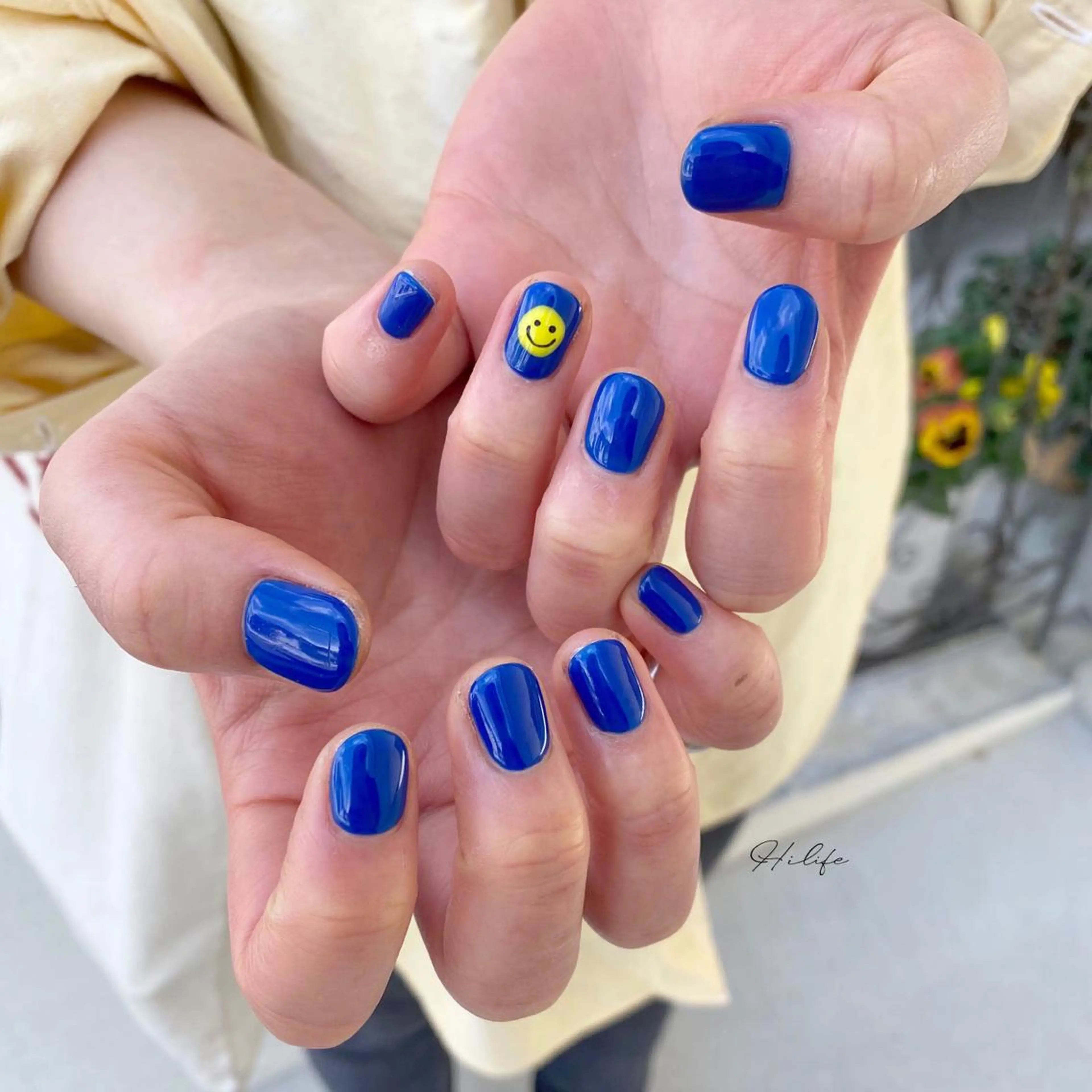 ネイル ブルー ネイルチップ ハンドネイル Nail Adore.のネイルデザイン