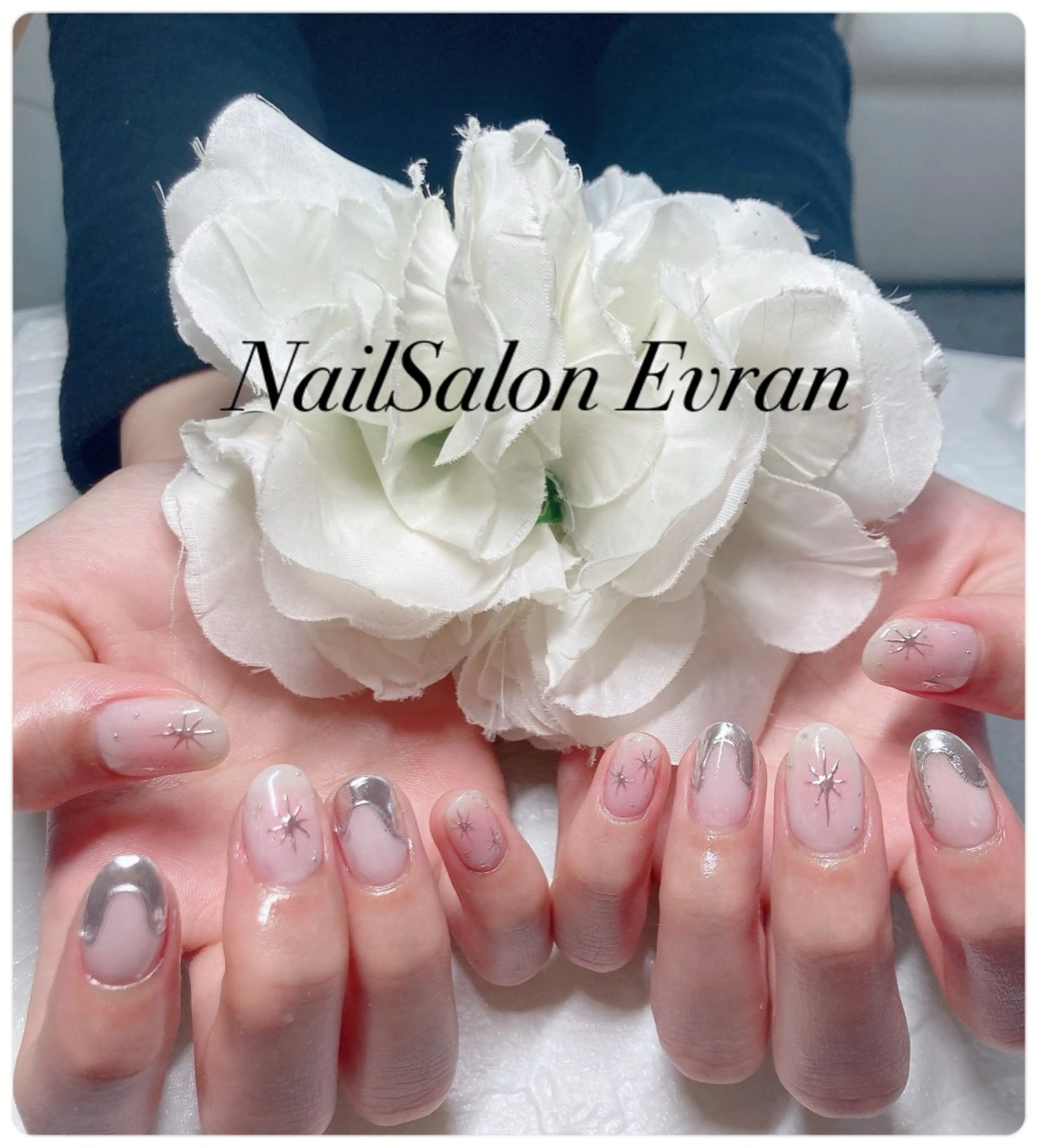 ネイル アートネイル フレンチネイル マグネットネイル ミラーネイル 持ち込み ハンドネイル Nail salon Evranのネイルデザイン