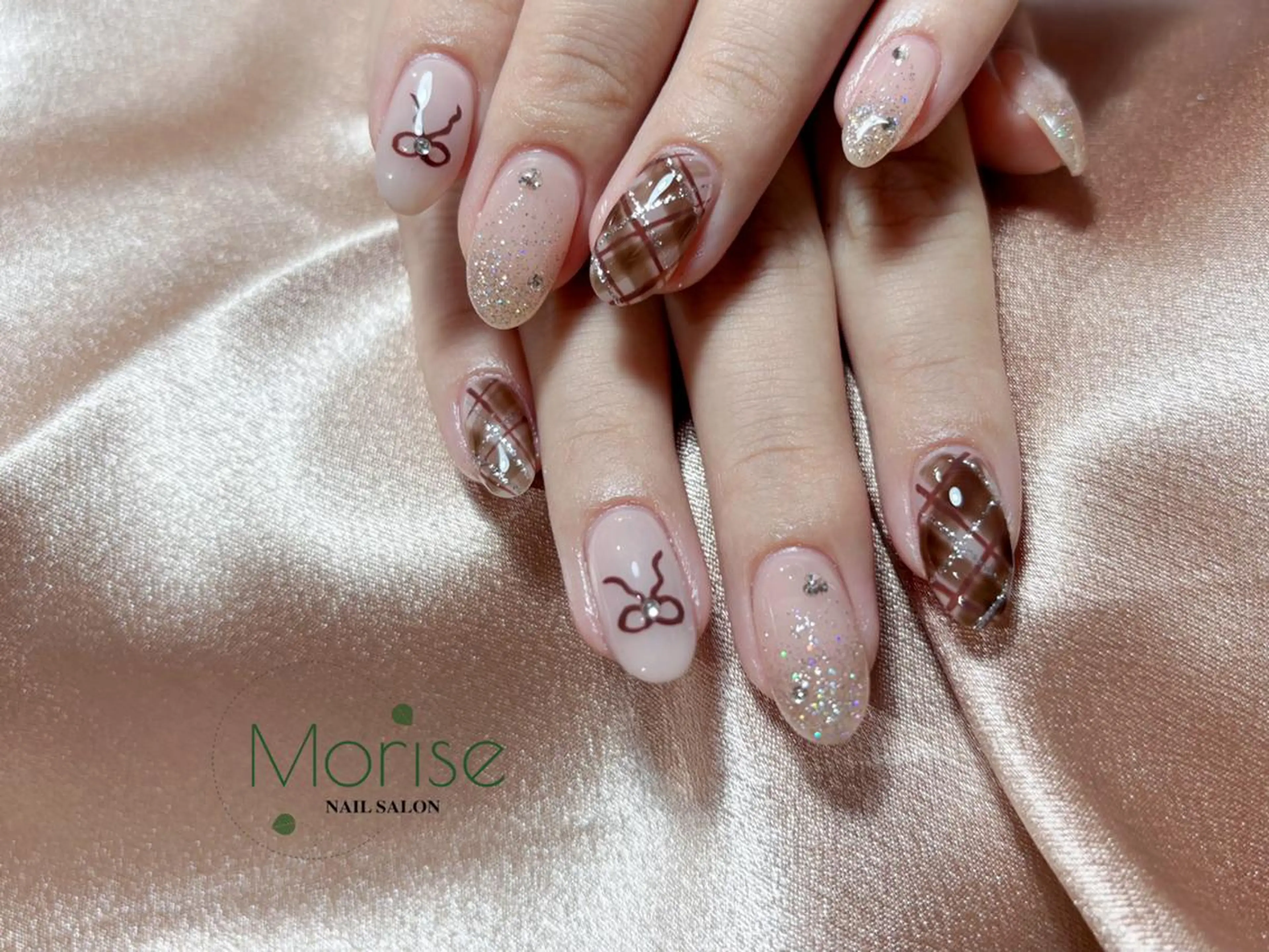ネイル フットネイル フレンチネイル ジェルネイル ガラスフレンチ 韓国ネイル ハンドネイル ハンドケア MoriseNail 表参道のネイルデザイン