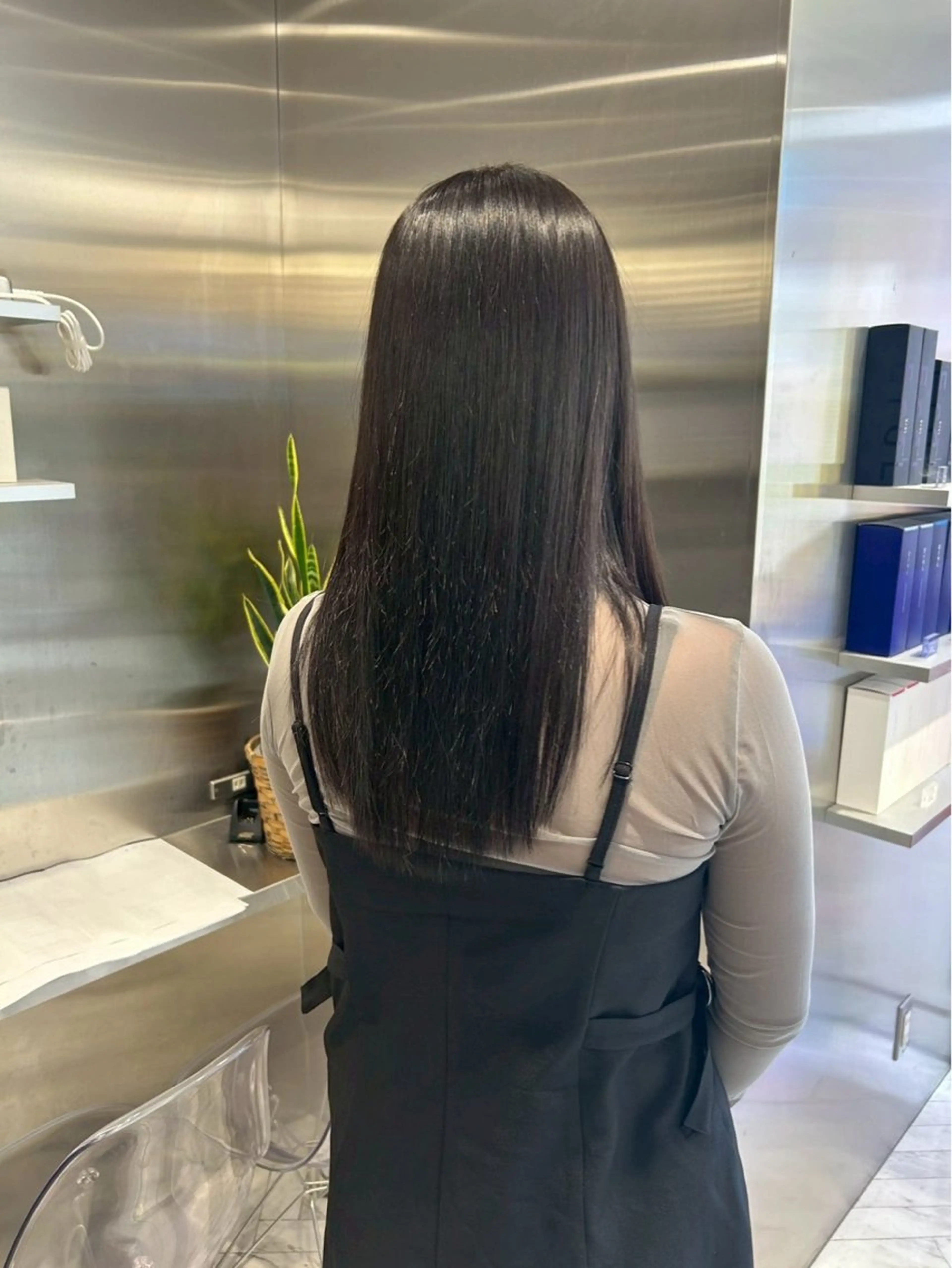 ロング カラー ヘアカラー トリートメント himari💜 ハイトーンカラーのヘアスタイル