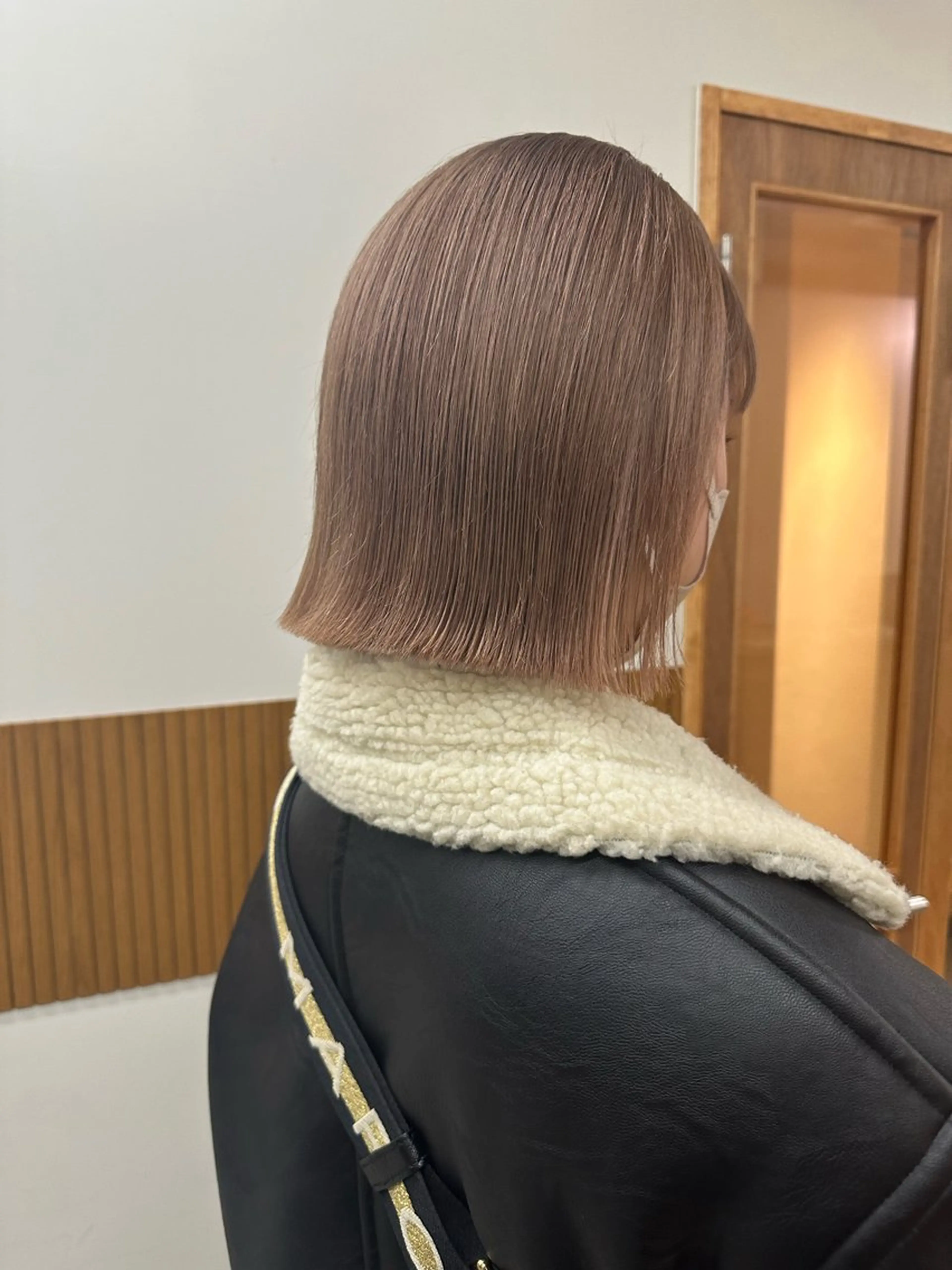 ミディアム ヘアカラー 安藤 琢真のヘアスタイル