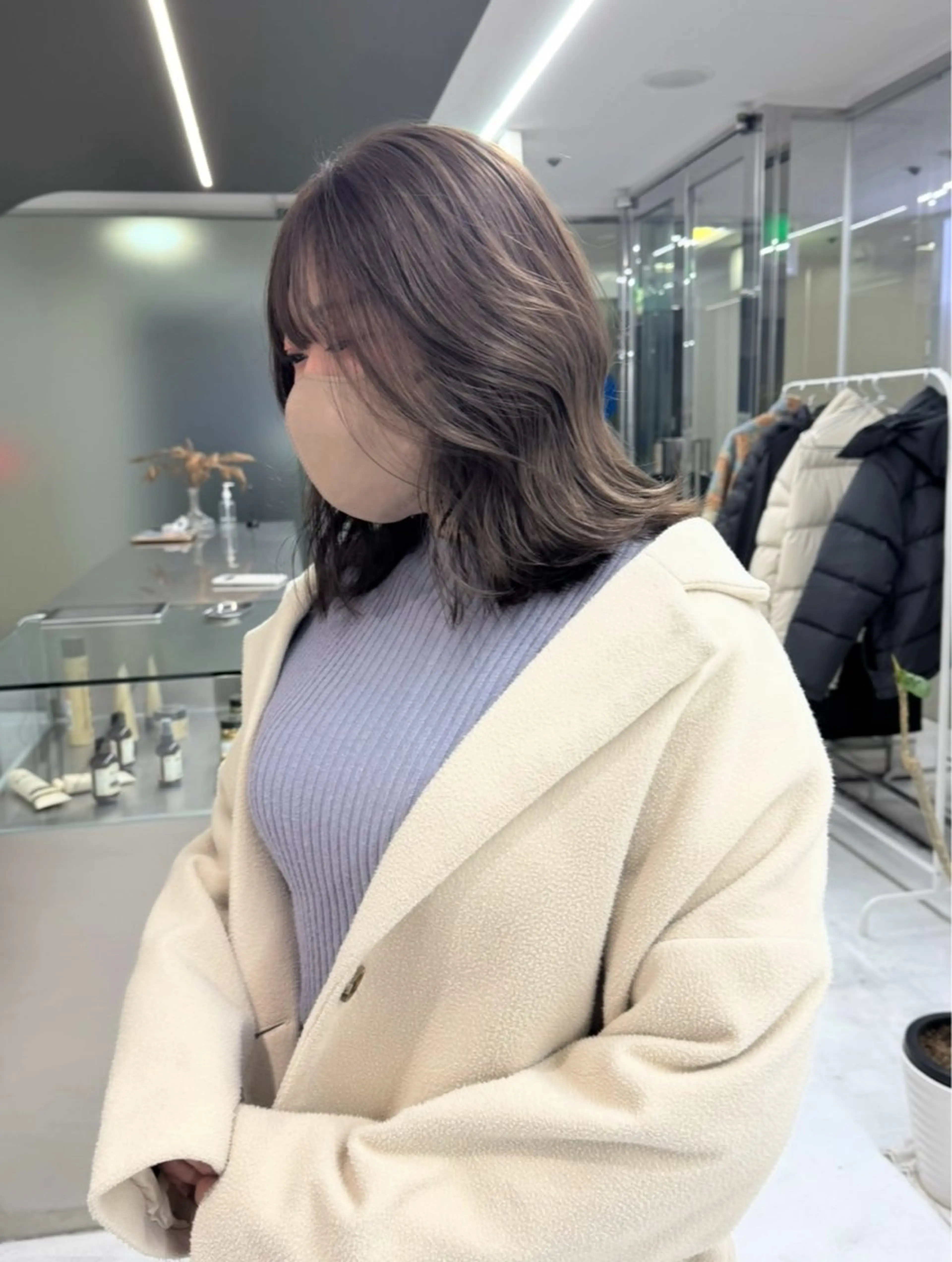 ショート カラー ブリーチ 透明感カラー グレージュ カット ヘアカラー ハルヒ/ハイトーン /ボブのヘアスタイル