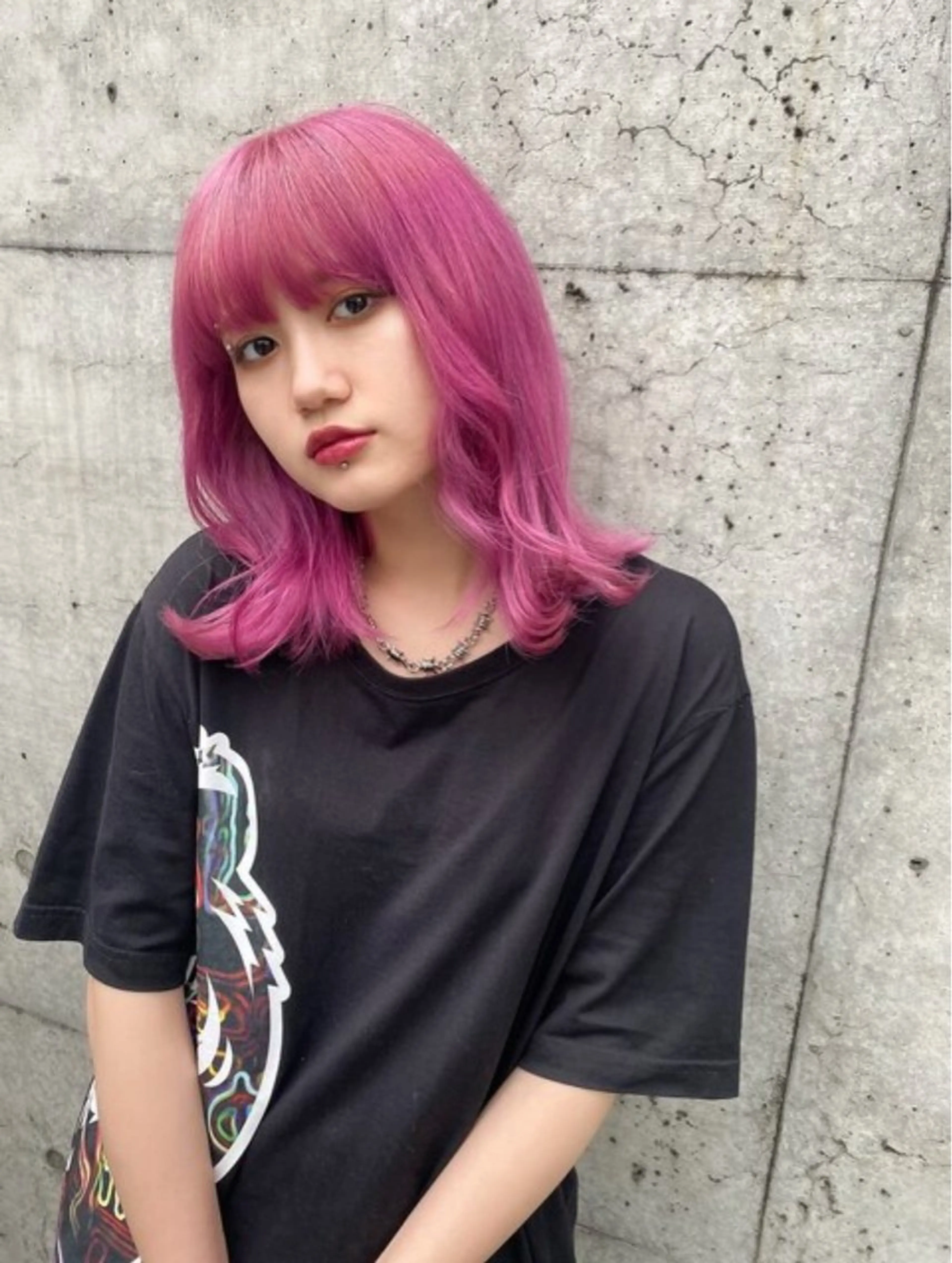 ミディアム カラー アッシュ アッシュグレー ベージュカラー ブリーチ ブロンド カット ヘアカラー トリートメント 【美髪ハイトーン】 髪質改善/大和🎀のヘアスタイル